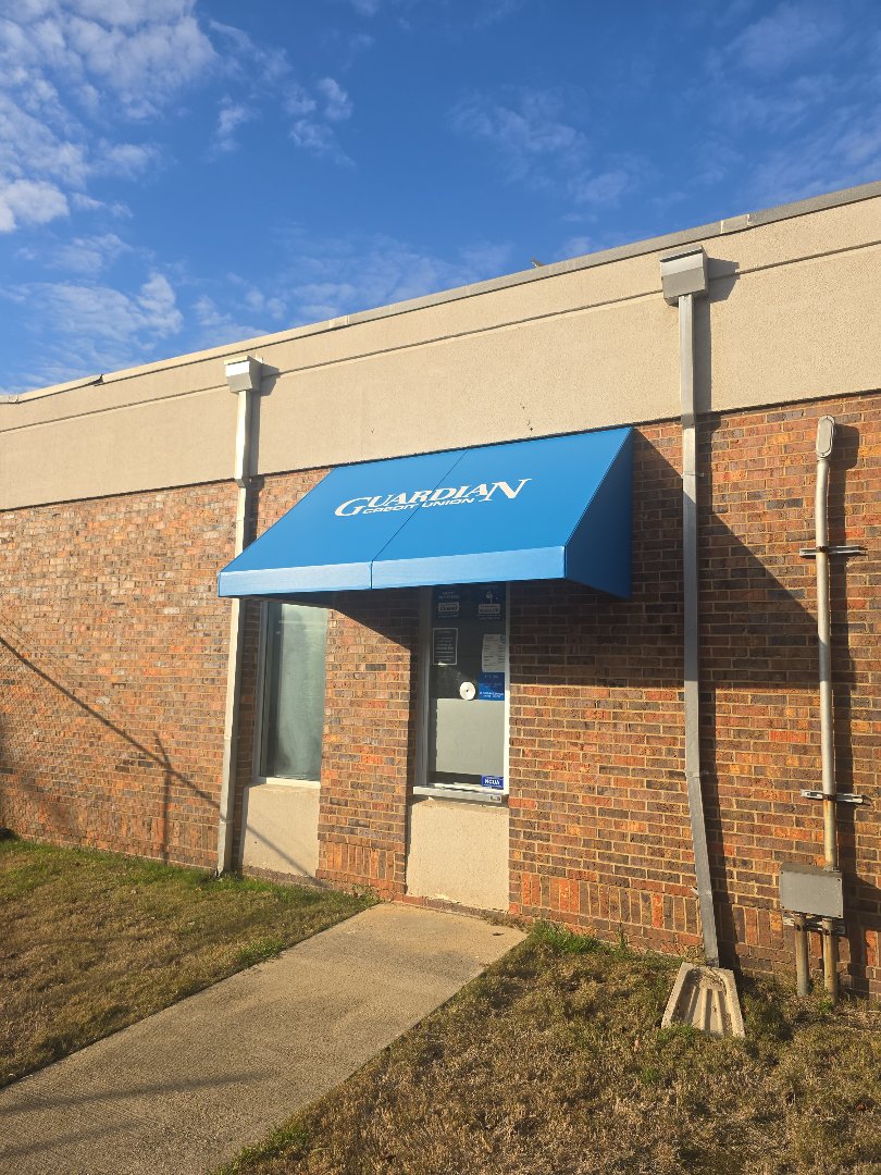 Prattville, AL - Awning installer serving Prattville, AL.