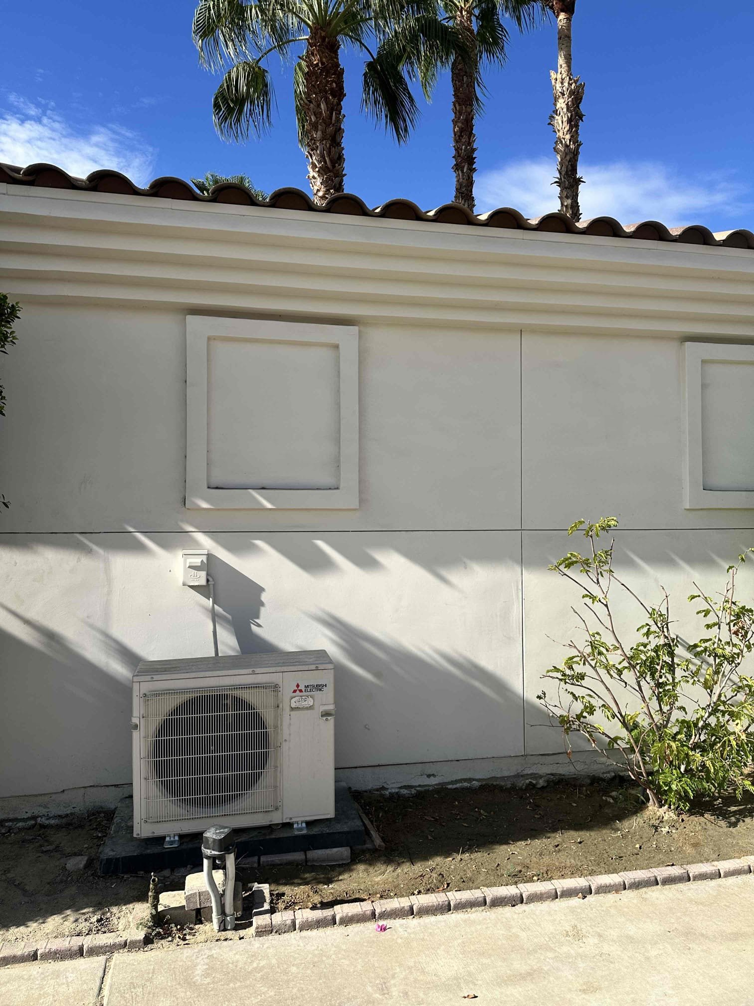 Indio, CA - After Diagnostic found blower motor was not spinning causing unit to freeze up due to age system will be installing new 2 ton mini split 20 seer tomorrow from 12 to 2 customer paying by check