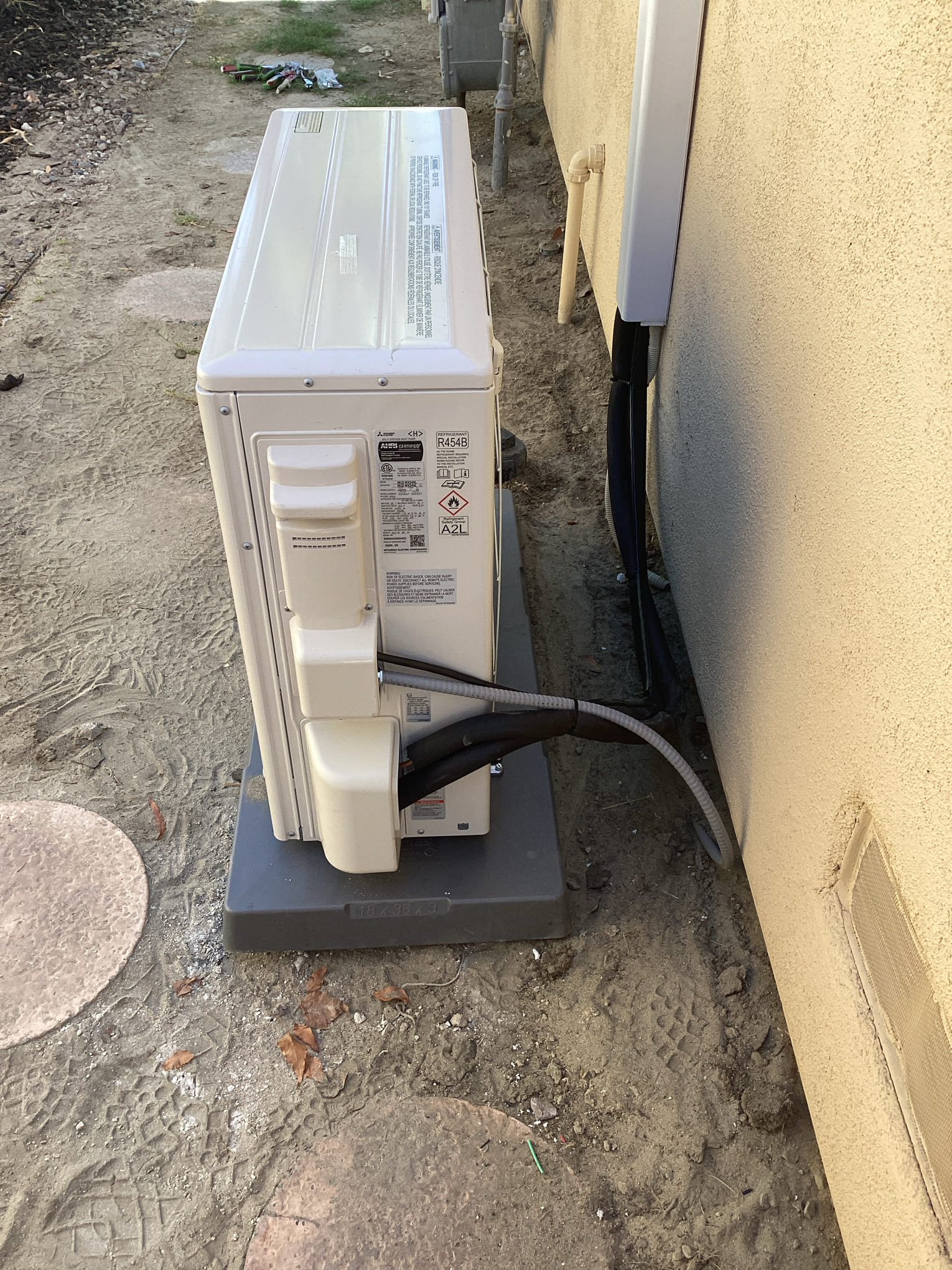 La Quinta, CA - Installing 2 ton 18 seer Mitsubishi ductless for the garage.