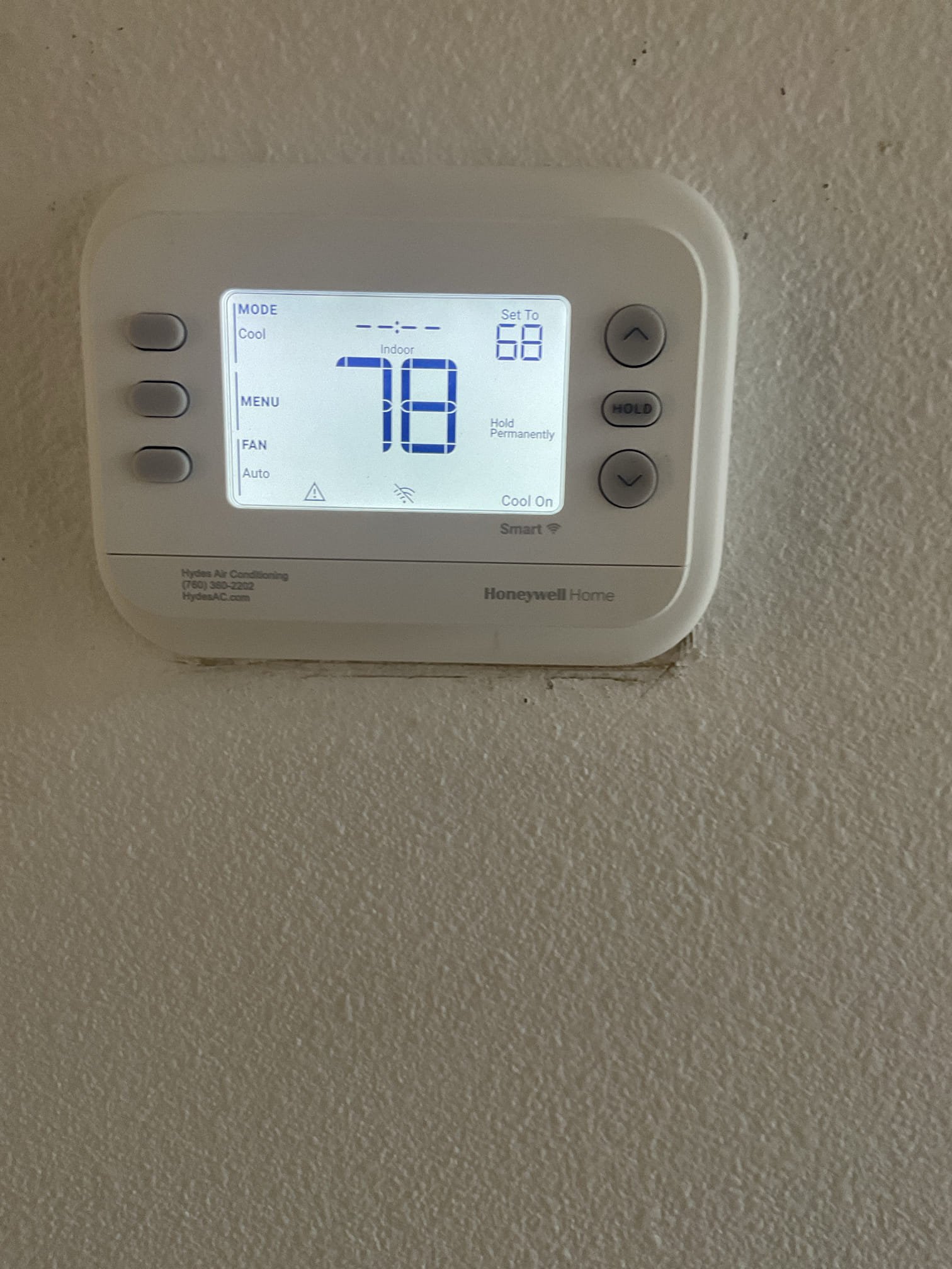 Performed a cooling maintenance on a package heat pump. Washed outdoor unit and replaced filter (no ladder needed). Check the electric motors, capacitors and refrigerant circuit diagnostics. Disconnect/thermostat: good. Pre-booked heating maintenance. System is cooling the home at the time of maintenance.