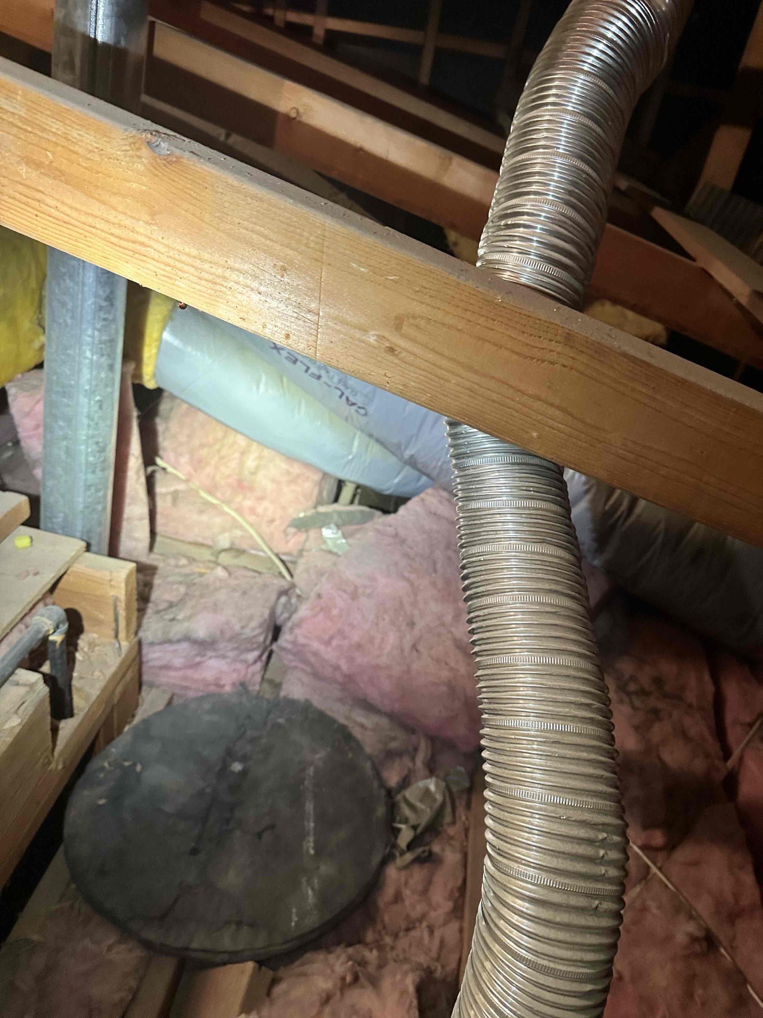 Rancho Mirage, CA - Upon arrival client stated front bedroom gets hot checked duck work old but still intact check free levels in range system is r  22 no longer manufactured system is past life expectancy sent estimate for replacement did offer comfort plan. Client stated she will wait sent estimates for plan and system.