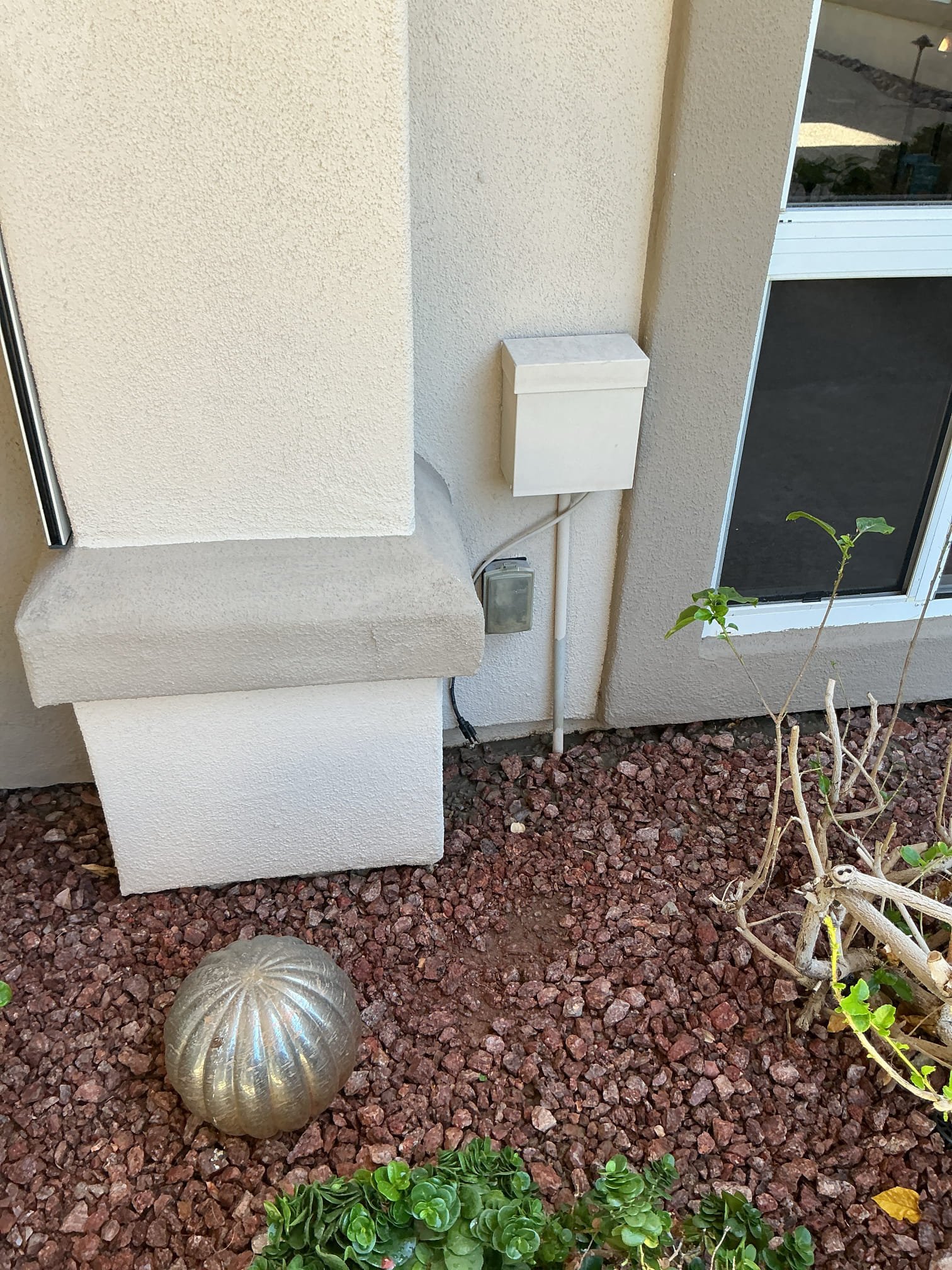 Arrived for a complimentary electrical home safety inspection. During inspection of breakers I found a Non UL listed 40 amp breaker in the panel. Non-UL certified circuit breakers are unsafe because they lack rigorous safety testing, fail to trip during overloads, and use inferior materials. This can lead to severe electrical fires, severe shocks, and equipment destruction.
During inspection of the bonding and grounding system I could not verify that the hot and cold water lines were bonded. Bonding water lines is essential to prevent electrical shock and ensure circuit breakers trip safely during an electrical fault.
When inspecting the exterior outlets I noticed 3 that did not have bubble covers. Bubble covers protect exterior outlets by creating a deep, weatherproof dome that keeps rain, snow, and debris out of the receptacle even when an electrical cord is actively plugged in.
Lastly when I was inspecting the main panel I did not identify surge protection for the home. A whole-hous