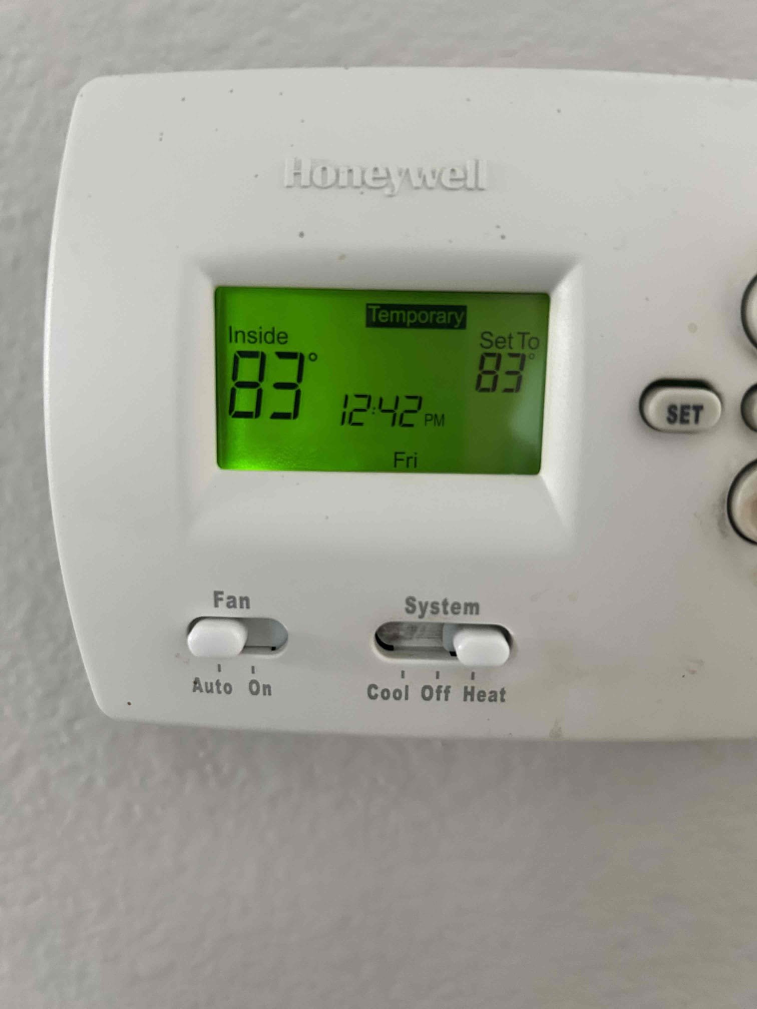 Performed annual maintenance on two 2009 Lennox split systems both indoor and outdoor systems.
Replaced air filters: 20×30, 14×14, and 14×24.
Checked both systems for proper heating and cooling operation.
Completed operational checks on both systems. Both Honeywell 6000 checked in range for cooling and heating.
Inspected blower motors and checked blower capacitors for proper operating range.
Inspected gas valves and igniters.
Checked electrical components in the attic.
Inspected and cleared condensate drain lines to ensure proper drainage.
System Status: Both systems were operating within the proper operating ranges for heating and cooling at the time of service.