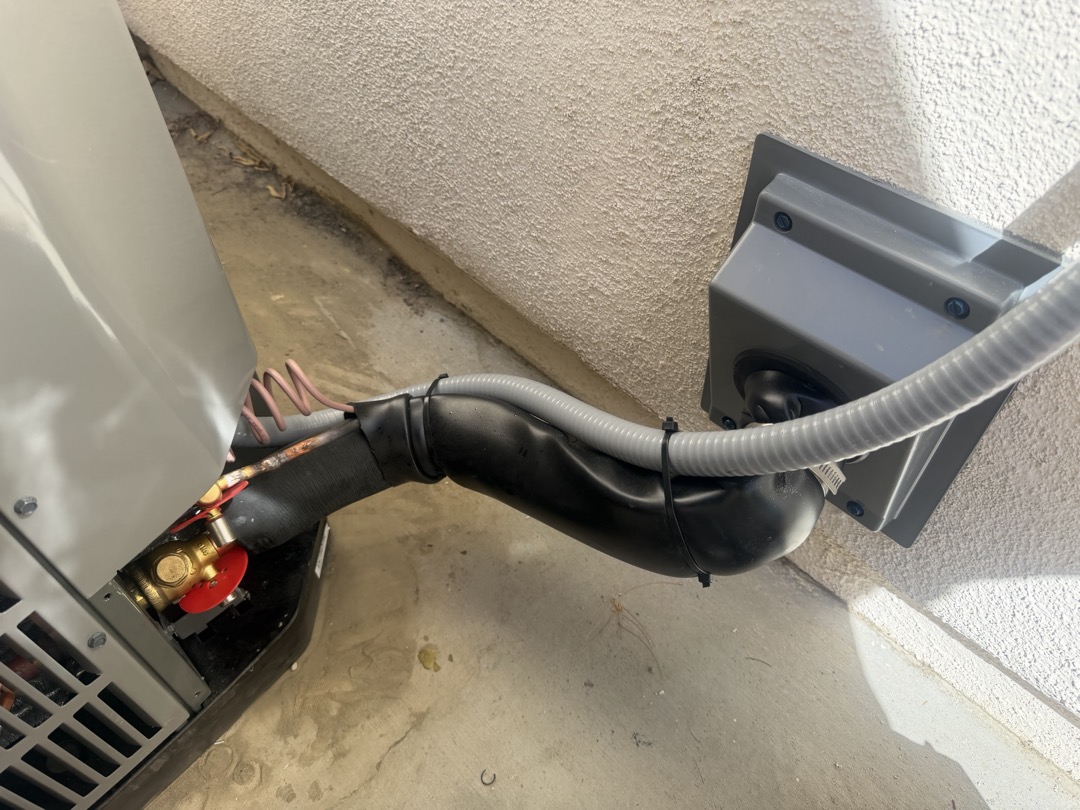 The installation of a 5-ton American Standard Gold 17 gas heating horizontal system was completed, along with the replacement of an 18-inch return duct. Additionally, a Honeywell S200 WiFi thermostat was installed to provide advanced temperature control and connectivity features.