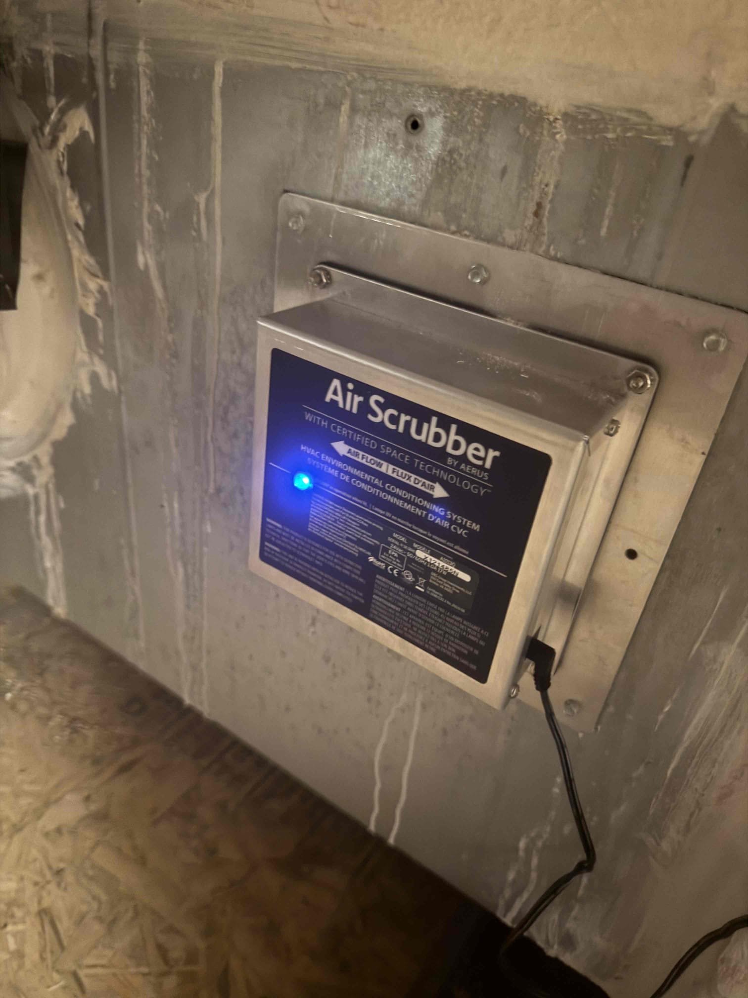 I removed burnt Air Scrubber Bulb and Cell. I then installed new Air Scrubber Bulb and Cell. Verified that is now working properly with blue light on. System is working properly at the time of the service. 