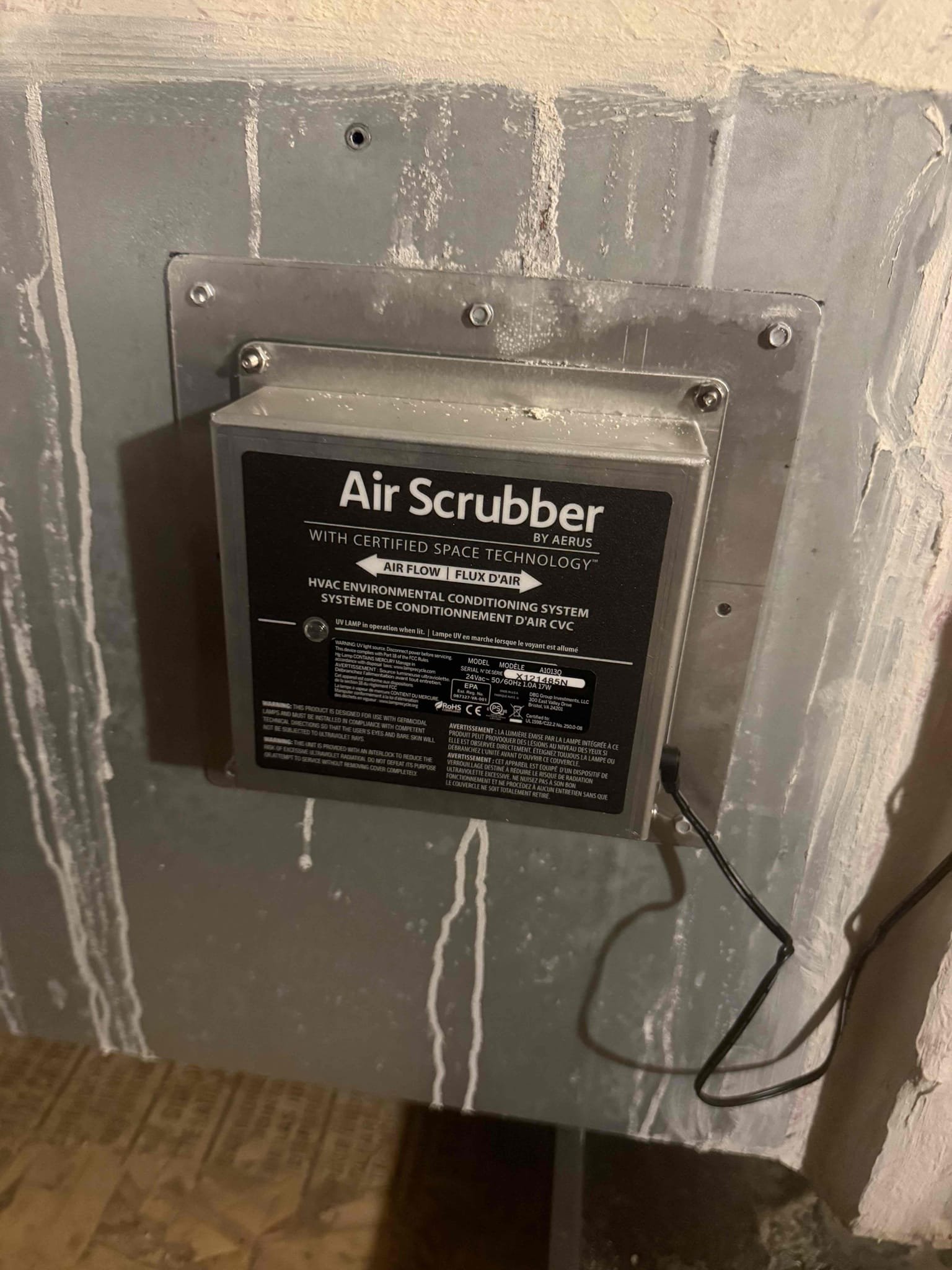 I removed burnt Air Scrubber Bulb and Cell. I then installed new Air Scrubber Bulb and Cell. Verified that is now working properly with blue light on. System is working properly at the time of the service. 