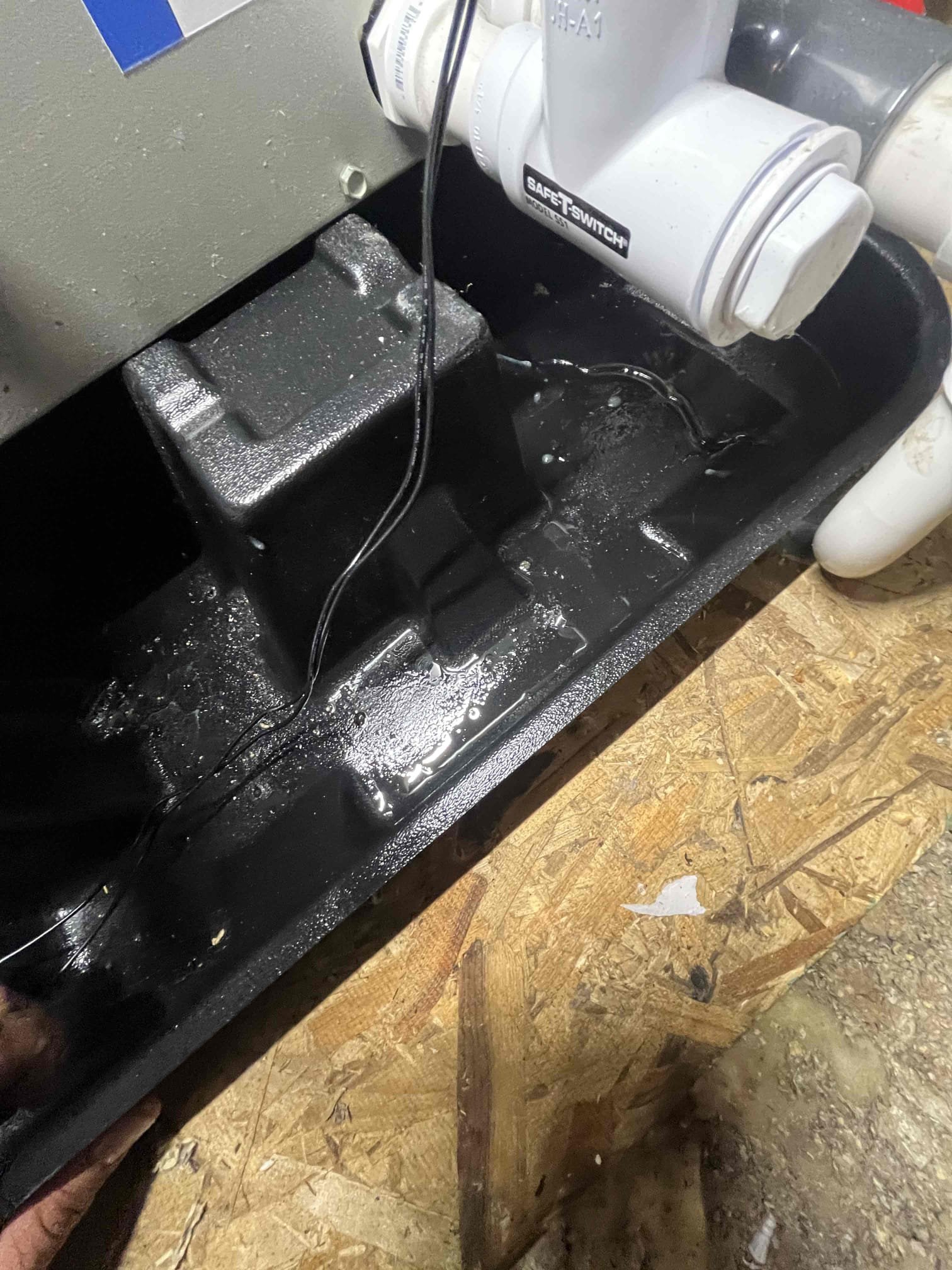 ⚒️⚒️
Demand service 
No cool

Upon arrival client informed me that system wasn’t cooling 

Reviewed previous service call, System was definitely low on charge
Recharge system to manufacture, recommended and balanced sub Cool

Check all fittings at condenser removed condenser top, checked fittings from the compressor all the way to service valves
All testing was conclusive

Went up to the attic at air handler where it was in discovered oil residue only liquid line

Pumped down equipment, repaired leak, pressurized system, and pooled a vacuum

✅
System is now operating properly and within limit limits

See notes