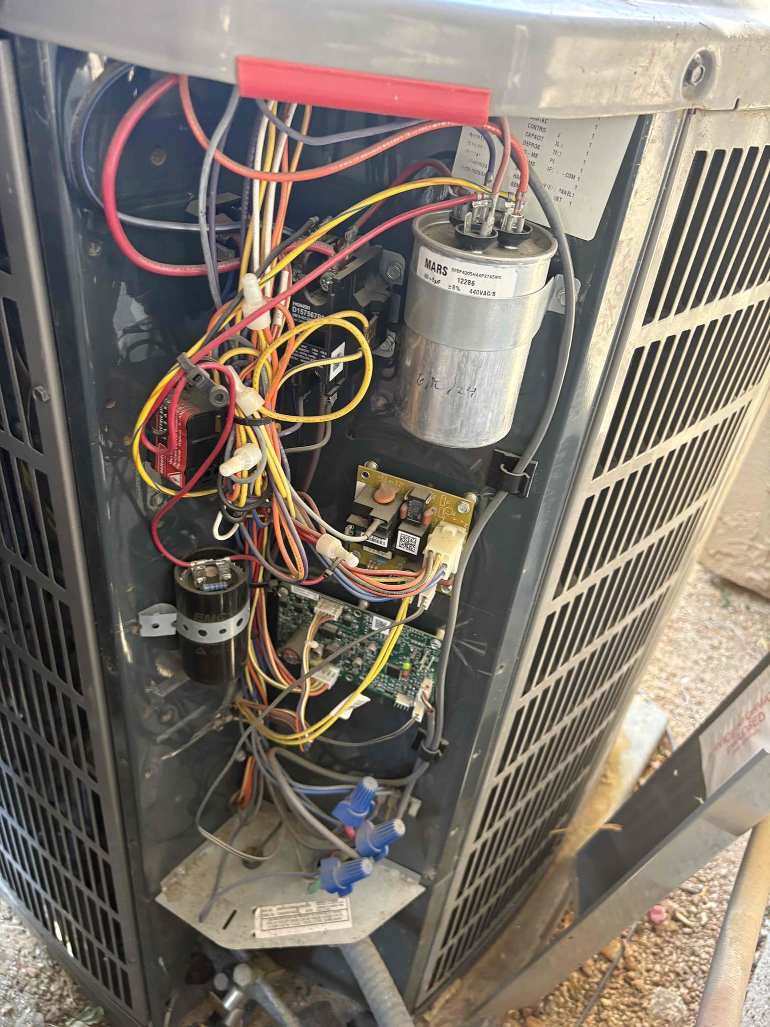 Today’s safety maintenance consisted of one American standard unit on the side of the home. I first began with replacing the 16 x 25 filter. I cleared the condensation line via Jones valve and ensure that the exit point is draining properly. The thermostat is properly calling for cooling and heating at this time of service. The amps on the furnace checked out and both search protections are still active. Pressures and amps at the condenser unit checked out in the correct range following with the capacitor also checking out. Hardstark kit is still testing normal. Everything safely checked out in the correct range and I thoroughly washed the coils down to remove dirt debris from the system.
Client also received their Starbucks gift card
