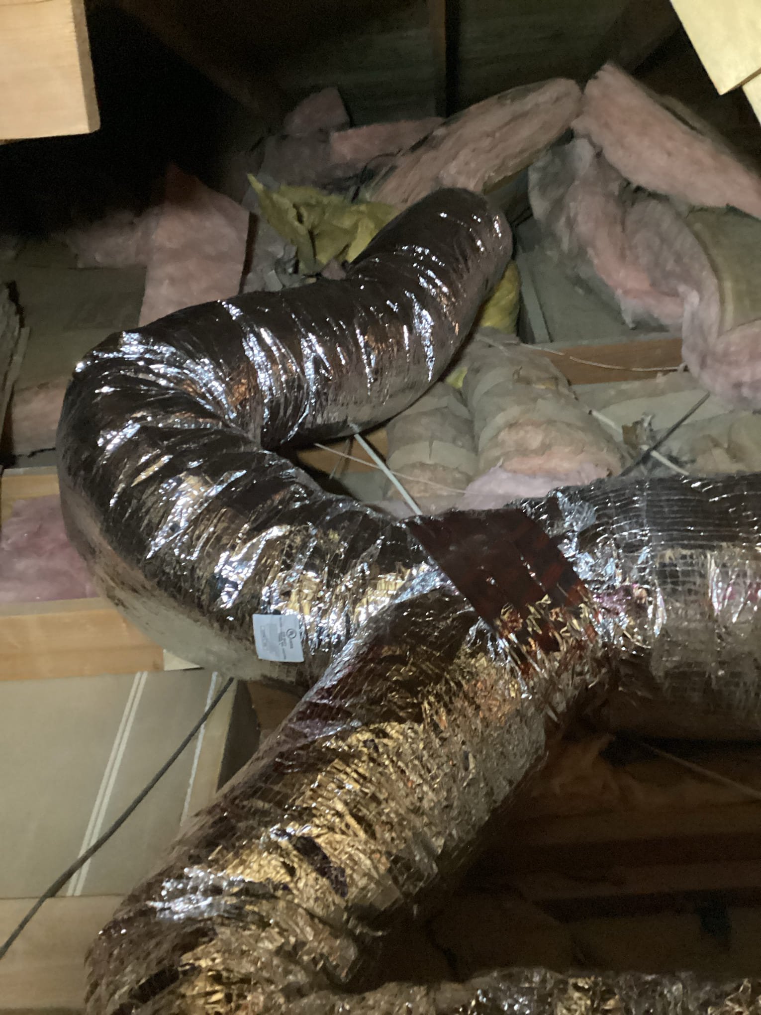 Palm Desert, CA - Installation of all accessible ducting on hvac duct systems that can safely accessed without cutting drywall. Flex ducting is R8.0 rated and includes wyes. This home is a remodel ducting can be accessed