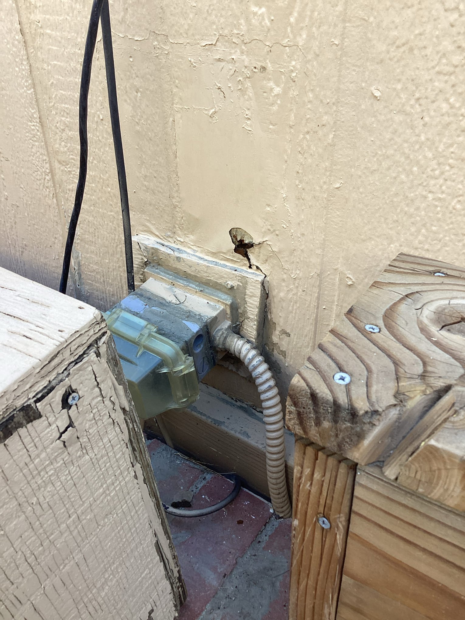Arrived at customer’s home to diagnose outlets non op throughout home after rain this weekend. Found tripped gfci outlet on exterior of home. Reset gfci outlet to restore power to circuit and resolve issue. Confirmed with customer to complete scope of work for today.
