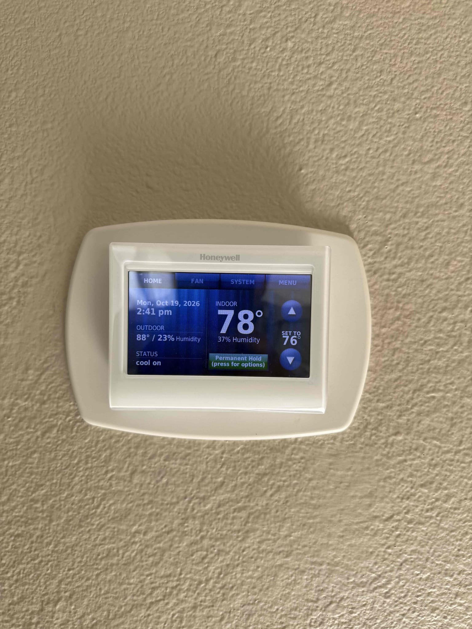 La Quinta, CA - Performed an indoor safety maintenance on&nbsp; Lennox & American Standard furnaces. Filters located inside filter rack, fau located in garage, changed 20x25 and 16x25x4 filter, flushed condensation line, on fau followed sequence of operation, checked for amperage and voltage, checked for blower speed, check for any loose connections, check for carbon monoxide, check for temperature rise, check for capacitor, everything within range also cleared dust accumulated inside electrical component. Systems are working within specifications in heating at the time of maintenance. Gave Starbucks gift card
