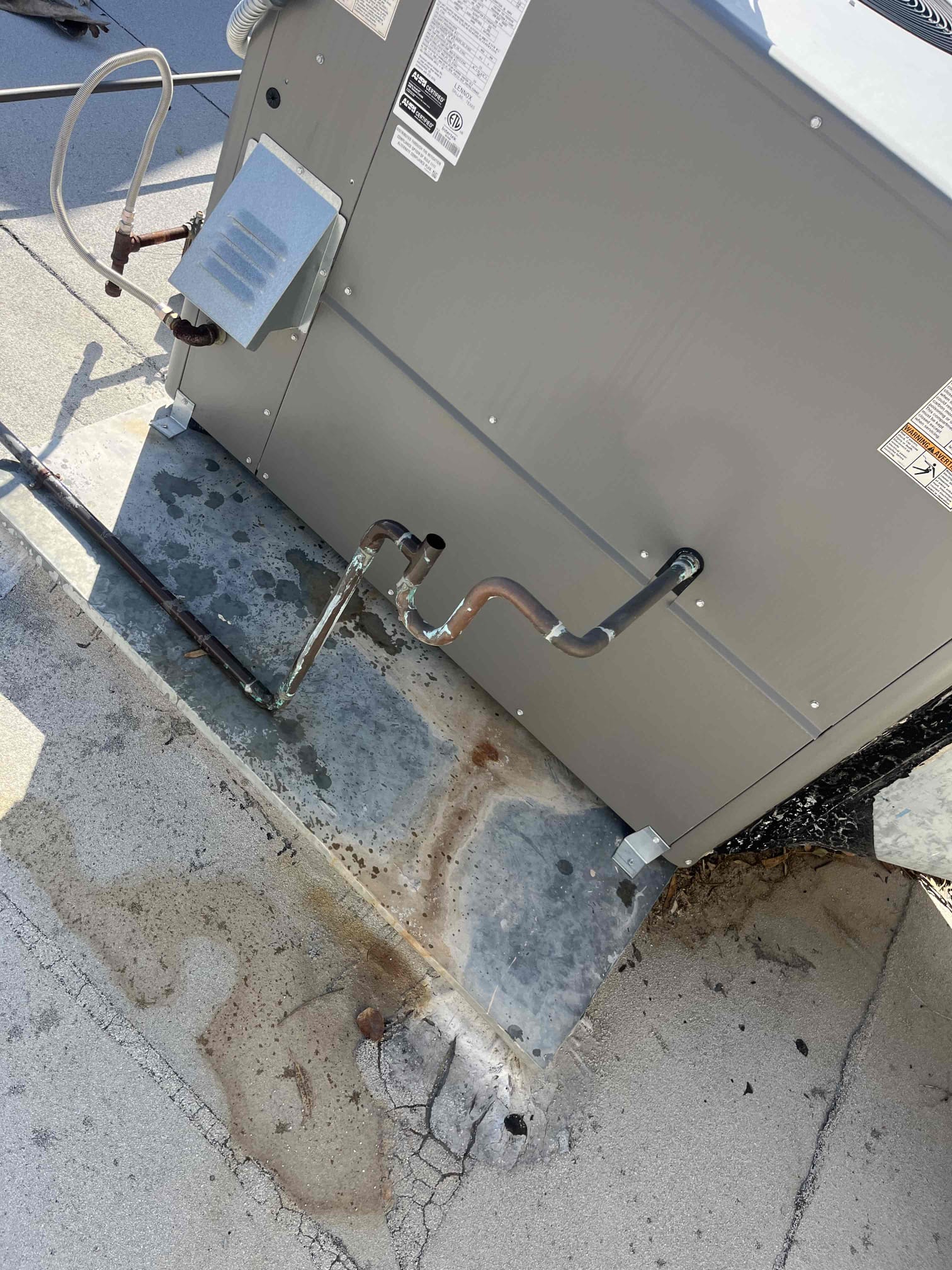 🔥💨
Single system service
York roof rooftop package unit, gas

Replaced 16 x 30 filter/ceiling mounted.
Cycle equipment followed system, sequence of operation, checked into your motor, blower motor, hitting safety sensors, gas, pressures, flames, flame sensor, amps and voltage
Cleared condensation line and inspected evaporator coil
Thermostat checked out OK.
Check for carbon monoxide throughout the house/nothing detected.
Also inspected cooling sequence of operation
✅
Equipment checked out operational at this visit

🎃☕️
Gave client Starbucks gift card

📆
Booked summer appointment

🗣️
Informed client of induct whole house, air purification
Attached is an estimate for recommendation