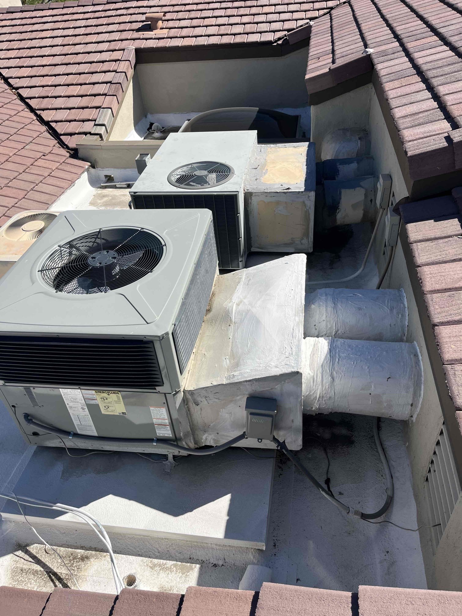🔥💨
Two system maintenance
15+ gas, electric and 2025 heat pump
Bolt systems located on roof

Cycle equipment followed system, sequence of operation, checked inducer fan motor, blower motor, heating safety sensors, gas, pressures, amps and voltage
Evaporator coil has some buildup on it

For heat pump, check capacitor, fan motor, compressor, blower motor, amps, and voltage
Cleared both condensation lines
Inspected evaporator coils
Thermostat checked out OK
Replaced lake standard filters throughout the house
✅
Both units checked out operational at this visit

🎃☕️
Client Starbucks gift card for October maintenance

📆
Client will call office to schedule summer visit

🗣️
Client asked about registers
Attached is an estimate for supply and return grill replacement