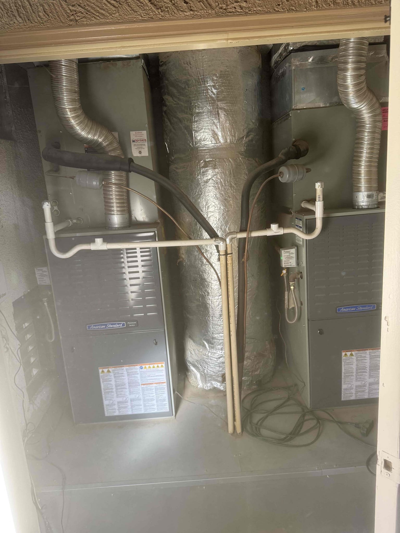 I Performed Maintenance on both the Heating Systems. Also cleaned washable filters and flushed both the condensate drains. Both the Heating Systems are 2013 models located in the outside closet. I also flushed the condensate drain. Cleaned mechanical compartments, platforms, and Verifed proper sequence of operation. At the time of today’s maintenance visit both Heating Systems checked out operational. Scheduled next maintenance visit online and gave client Starbucks Card. 