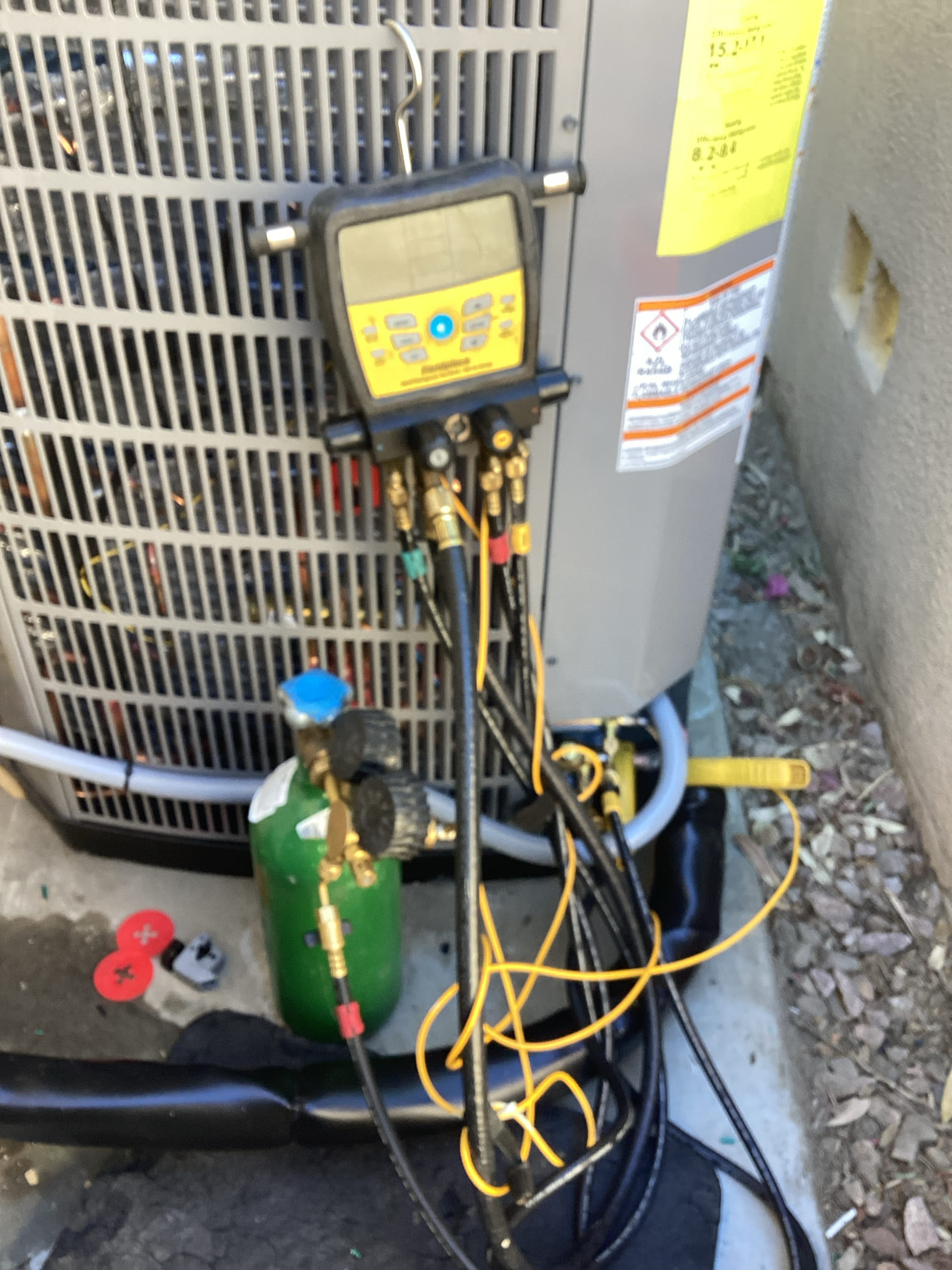 Installing 4 Ton American Standard Gold 17 horizontal Split Heat Pump System. 