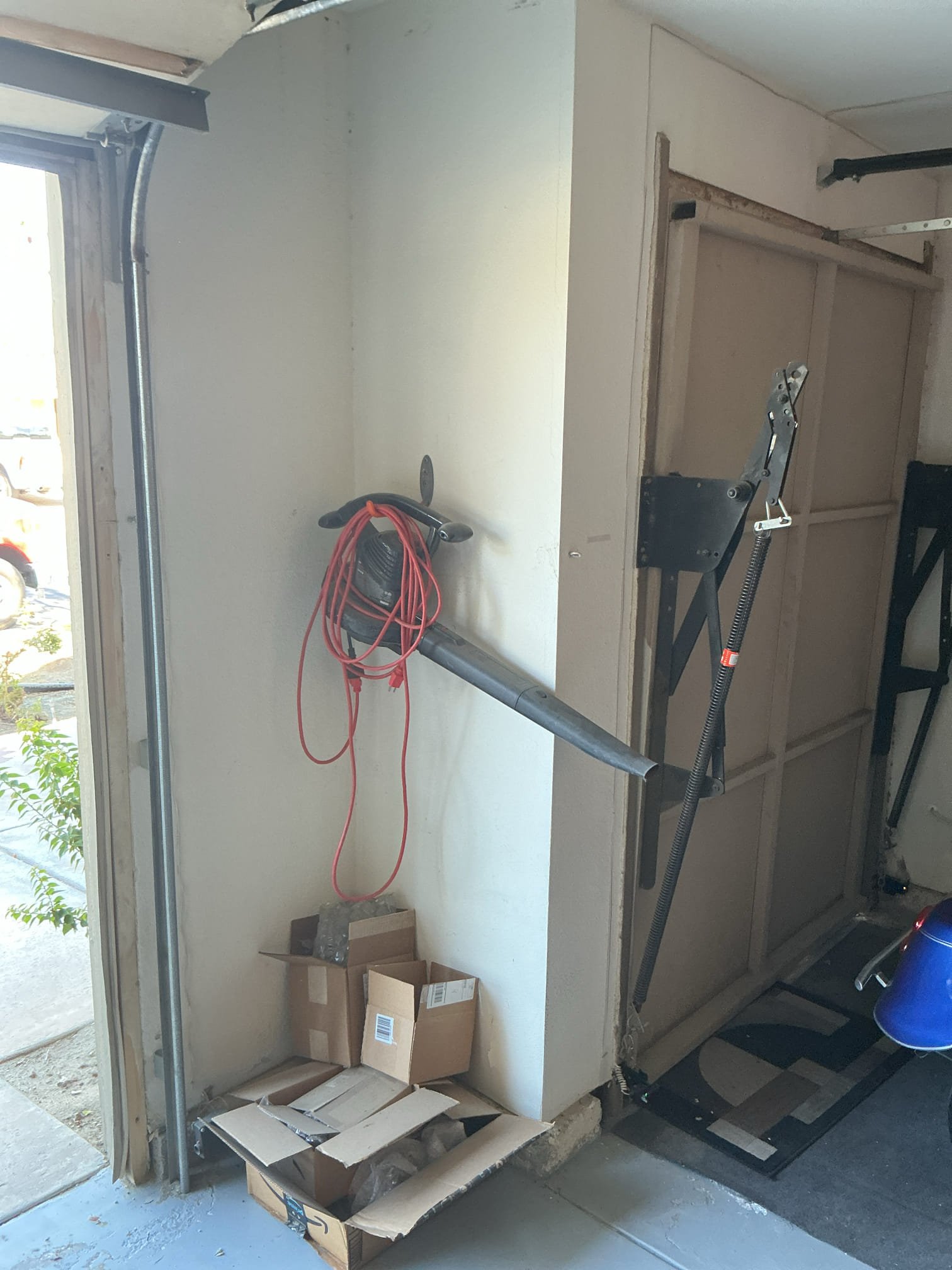 Arrived to remove existing exhaust fan in master bathroom and install ew whisper quiet exhaust fan with light.