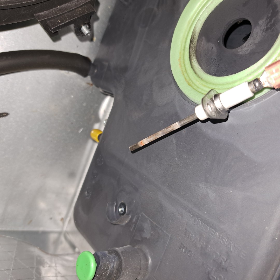 No heating

Flame sensor cleaning