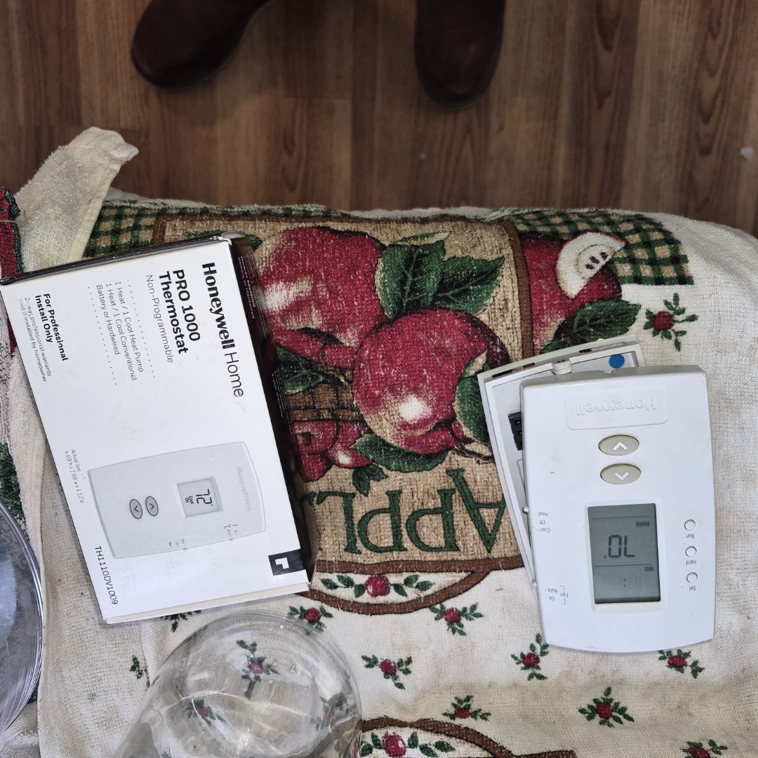 Carrier furnace 

Thermostat replacement 