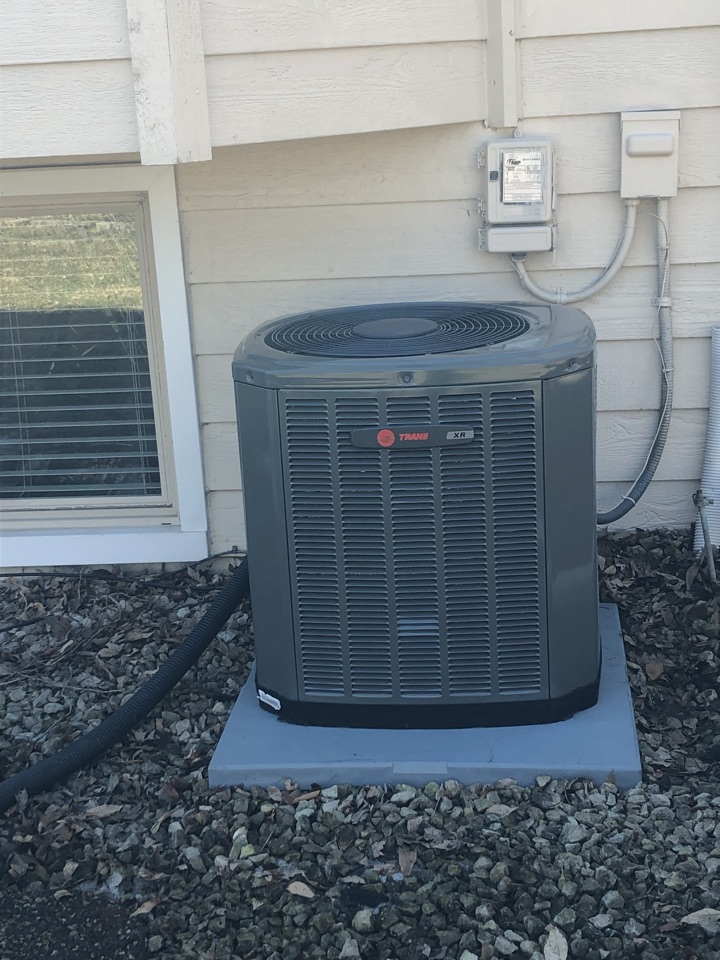 Installing Trane XR13 13 SEERAC 