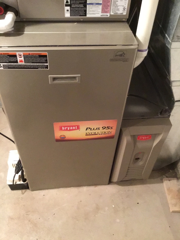 Furnace inspection on a Bryant system 