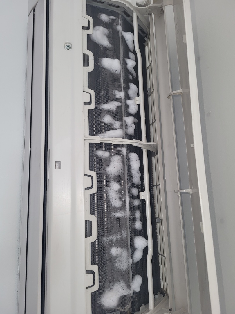 Out here in the beautiful city of Manhattan Beach, I am doing maintenance on a Dakin ductless mini split heat pump system. I'm cleaning filters, checking  refrigerant pressures, and refrigerant levels. I'm also washing the outdoor condenser so that the whole system runs efficiently and the home feels comfortable. Remember, spring is on the way, and it's important to have your HVAC maintenance to be ready for the summer heat. Call Southwest HVAC @ (562)426-4822 and ask for Erick, your maintenance technician.