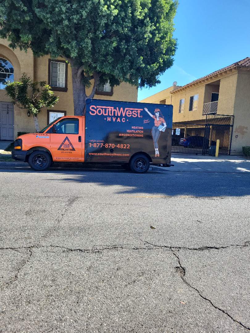 installing new heatpump in the city of Huntington park 
