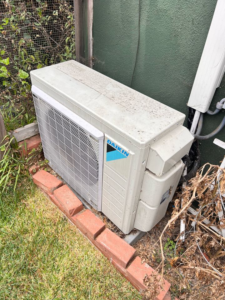 Time to bring this heatpump back to life 