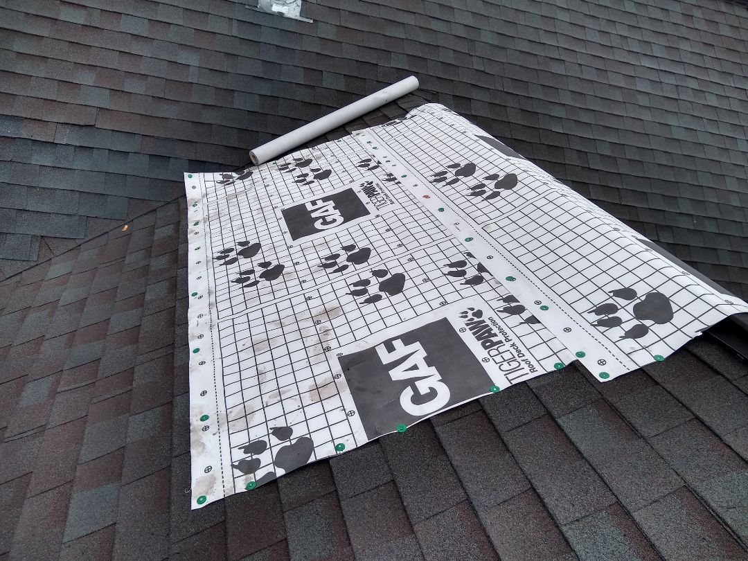 Leesburg, VA - Leesburg, VA - Homeowner had a roof leak due to missing shingles. We are on call to perform emergency tarping. #NorthernVARoofer #FairfaxCounty #AffordableRoofingCompanyNearMe #LocalRoofers #RoofMaintenanceCompany #RoofingCompany #RoofingNorthernVA #RoofingFairfaxVA #RoofingArlingtonVA #RoofingCentrevilleVA #Roofing #ContractorVirginia #ManassasRoofingContractor #NorthernVirginiaRoofer #RoofRepair Leesburg, VA - Leesburg, VA - Homeowner had a roof leak due to missing shingles. We are on call to perform emergency tarping. #NorthernVARoofer #FairfaxCounty #AffordableRoofingCompanyNearMe #LocalRoofers #RoofMaintenanceCompany #RoofingCompany #RoofingNorthernVA #RoofingFairfaxVA #RoofingArlingtonVA #RoofingCentrevilleVA #Roofing #ContractorVirginia #ManassasRoofingContractor #NorthernVirginiaRoofer #RoofRepair