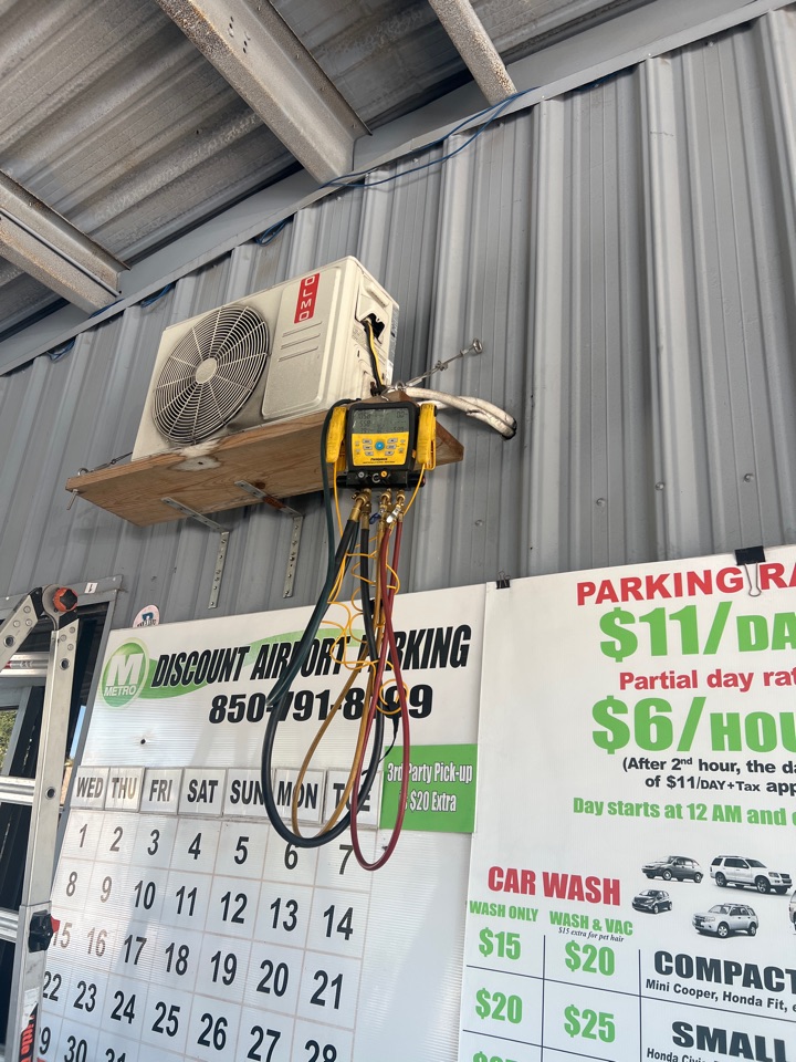 Doing a little service call on a mini-split system at a car wash . Needs cleaned ! Doing a little service call on a mini-split system at a car wash . Needs cleaned !
