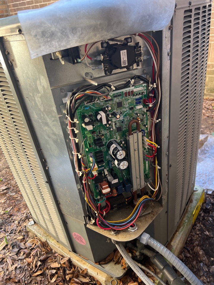 Pensacola, FL - Changed out the power inverter on a Daikin brand unit . Due to improper installation and no power surge protection . It is now fixed and protected .  Pensacola, FL - Changed out the power inverter on a Daikin brand unit . Due to improper installation and no power surge protection . It is now fixed and protected .