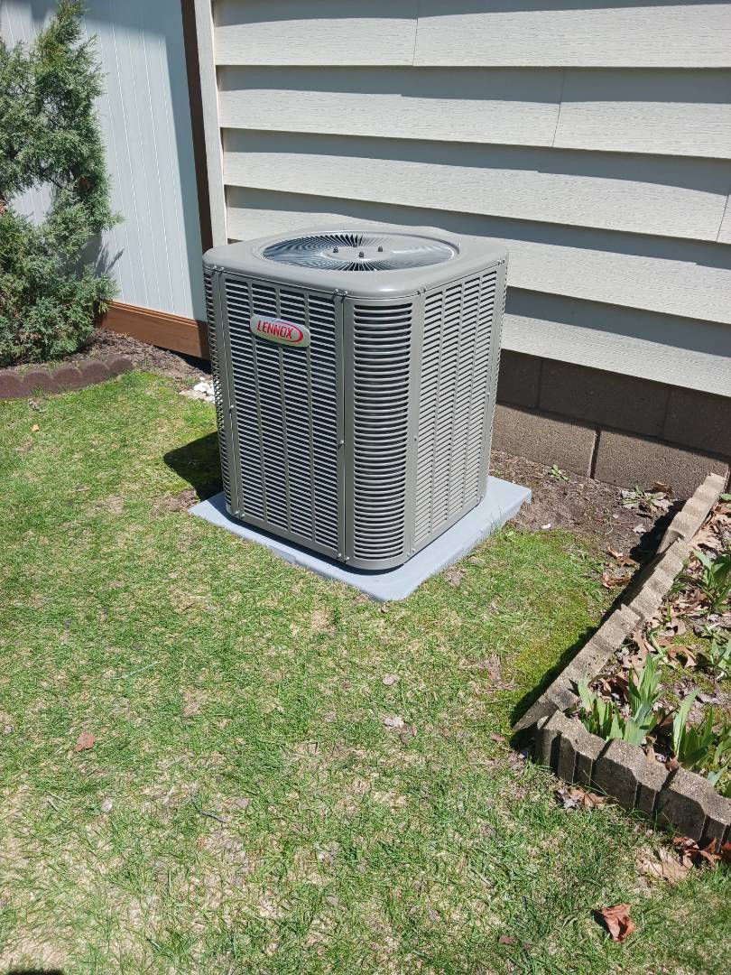 Green Bay, WI - install furnace, air conditioner, humidifier, air cleaner and thermostat 