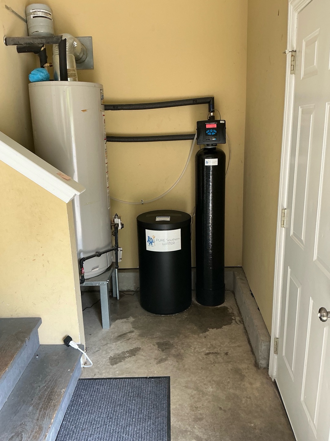 Our Elite WIFI whole home system—this system delivers filtered, softened water to your entire home using industry-leading technology, including WiFi software and a patented chlorine generator. See product details below for more information!


