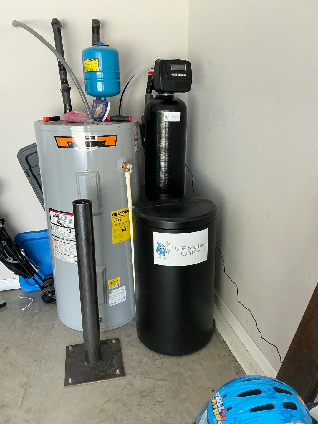 Our PRO series whole home system—this system delivers filtered, softened water to your entire home using industry-leading technology. See product details below for more information!

