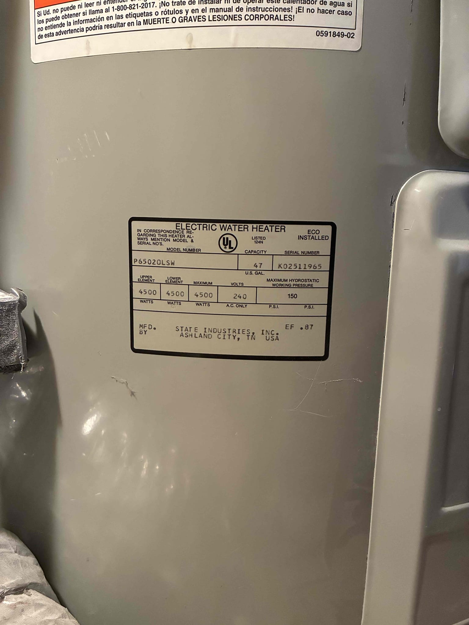 Customer had leak coming from bathroom into unit below. Ran water in shower drain and saw no leak. After flushing toilet had several drips coming from underneath into unit below. Pulled and reset toilet to fix leak. Flange was in good condition. Ran water again after to check for leak but was unable to recreate. 