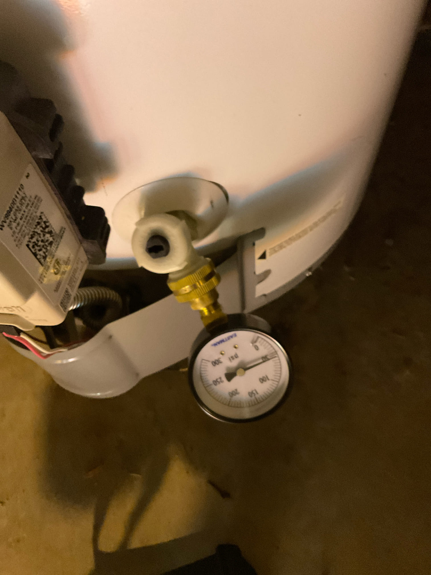 Replaced wall hung sink 4” center faucet , new chrome ptrap 