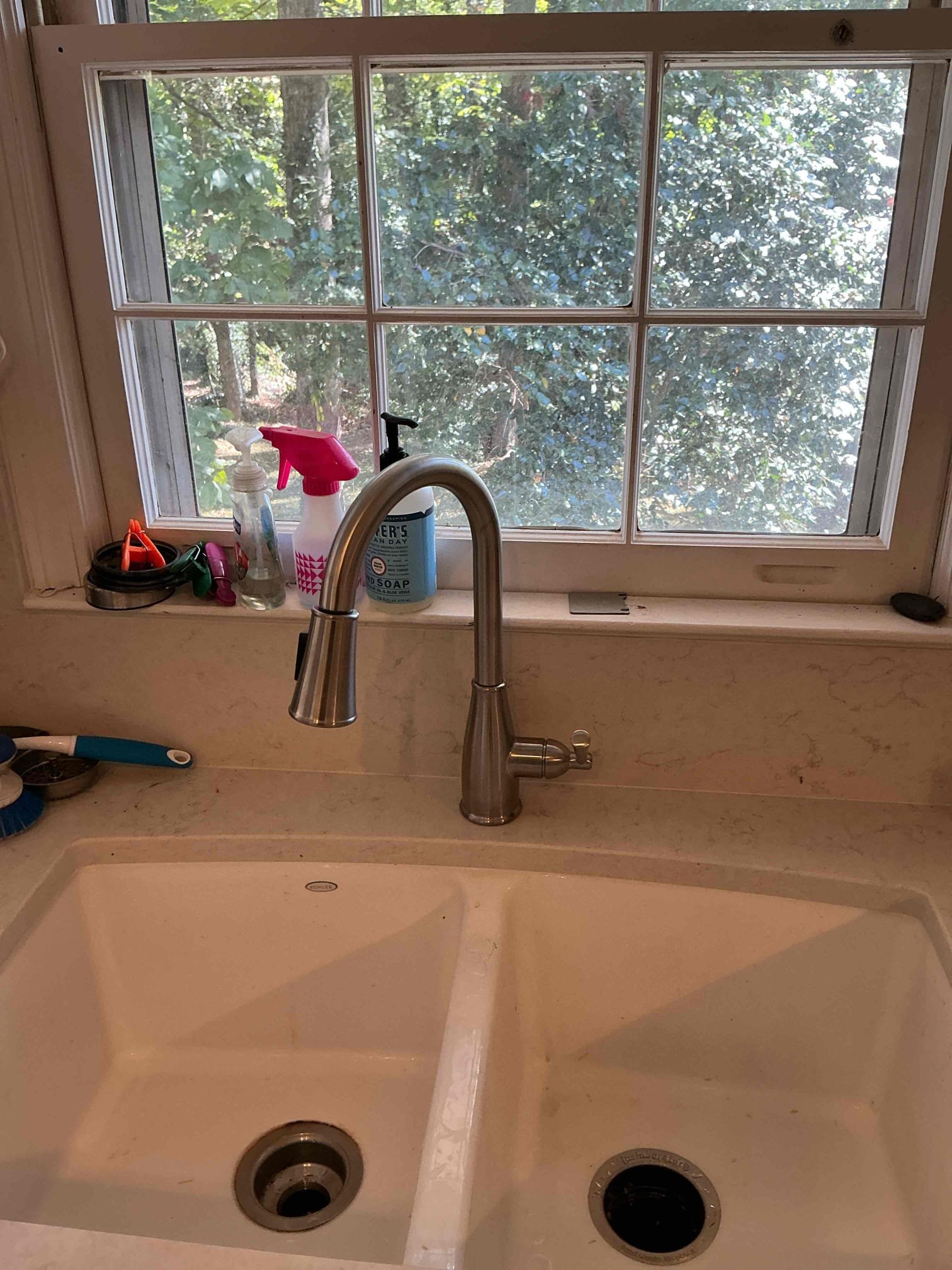 Customer called us out to install kitchen sink. Provide  customer for a quote to replace kitchen sink. Customer approved.


Installed kitchen sink thoroughly tested as well as adjusted weight for optimal sprayer reach,work is tested and  complete.