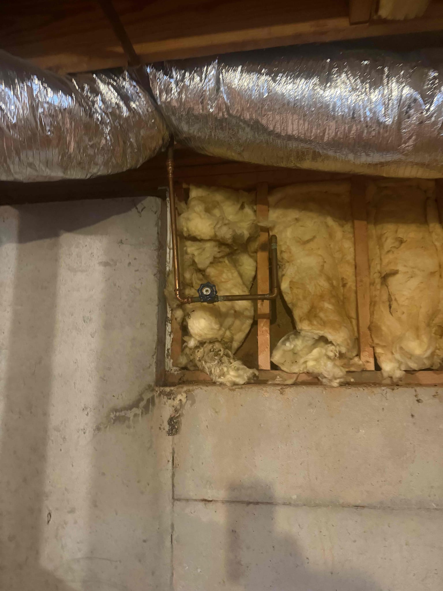 Homeowner states that she noticed a leak a few days later after all the work I had previously completed and where the original leak was which was the hot side pipe. Upon inspection I saw that it was coming from above where I didn’t touch the pipe and informed homeowner of the next steps and they agreed to fix the issue. I turned off the water and removed the 90 elbow 3/4 and cut out the coupling I had installed. I then cleaned the pipe and installed a new coupling above and below and then placed a new 90 propress 3/4. Once I connected it all properly I turned on the water and no leaks or issues were found but I did take video of the other fittings near by and they are very old and corroded and may cause problems in the future which I did inform and show homeowners. 