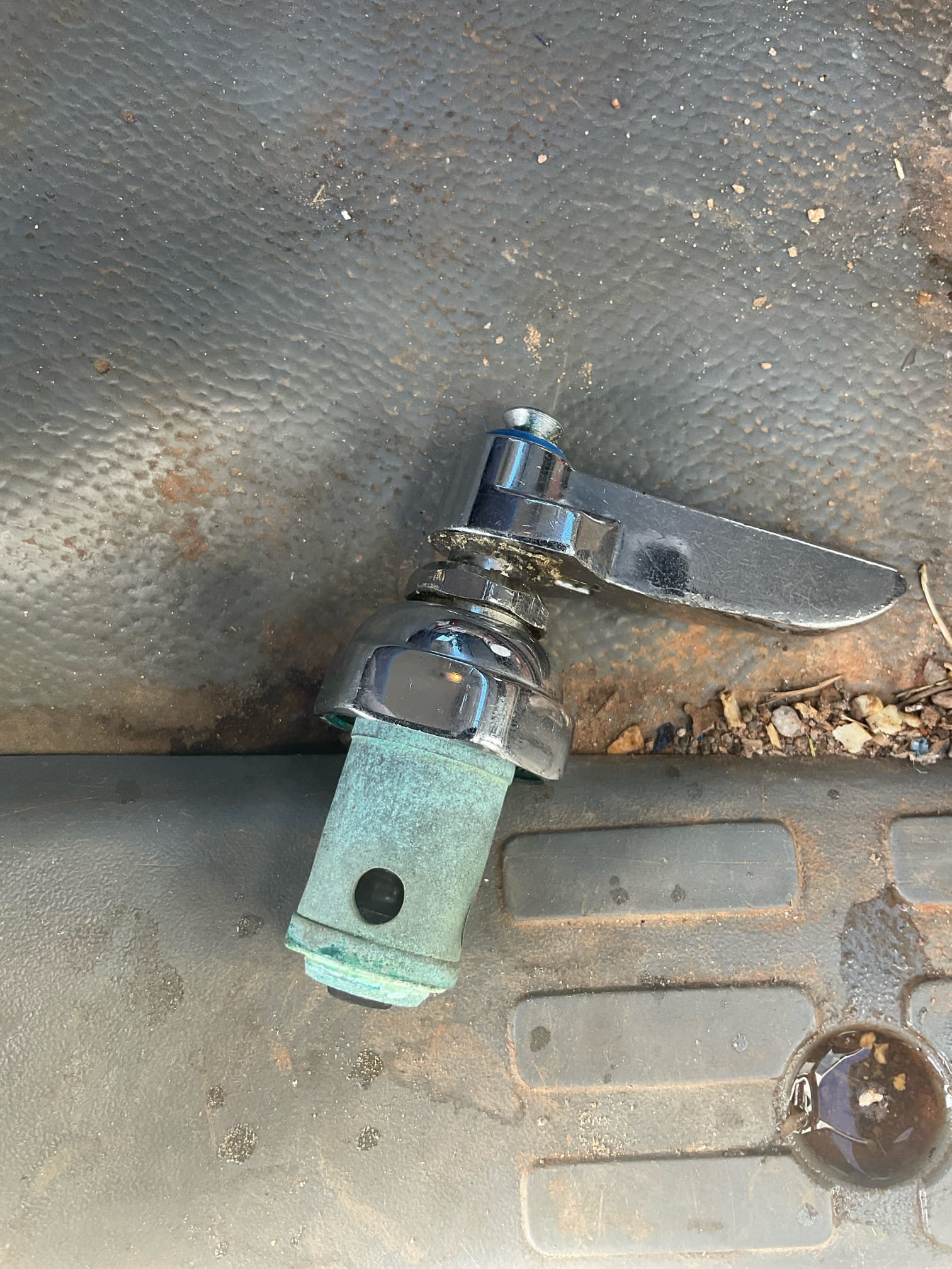 No cold water flow for three compartments sink , Replaced T & S commercial sink faucet cold side stem and handle assembly today 