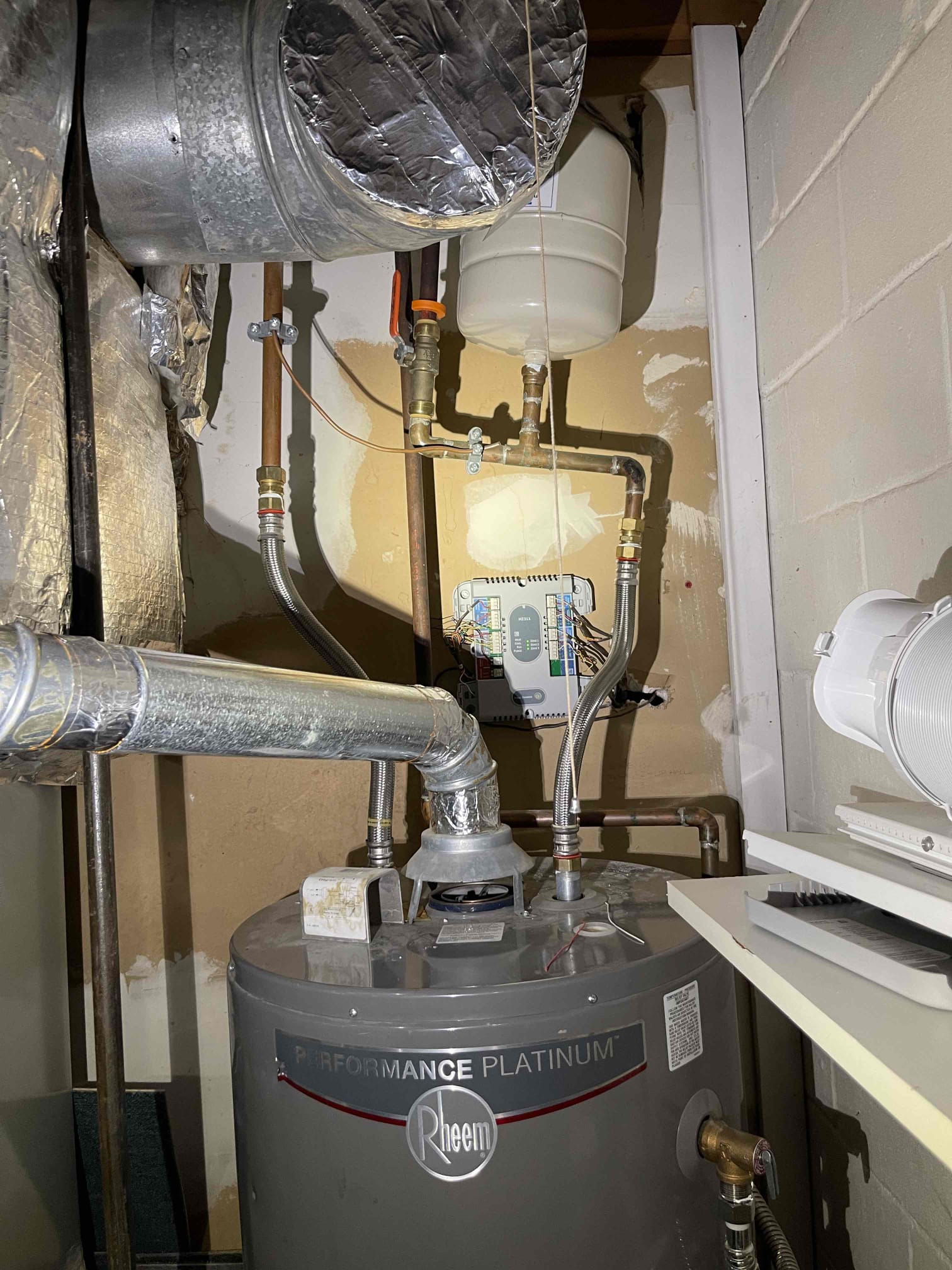 Replaced kitchen faucet with customer supplied faucet. Tested to ensure proper function and a leak free install. 1 year warranty on installation only. 