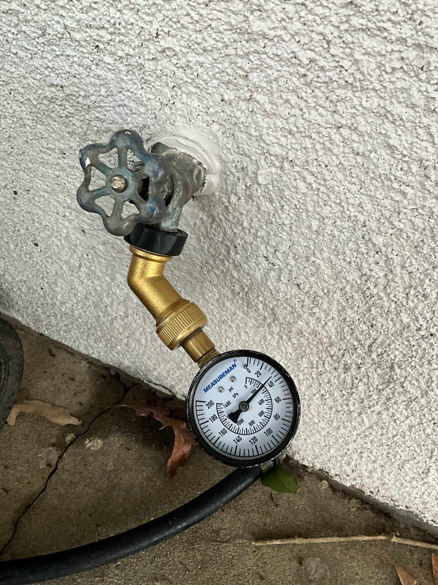 Customer had a hose bib buried in the front courtyard that is leaking. Informed customer that the hose bib can’t be replaced exactly how it is due to freeze potential as well as being a low visibility hose bib that can take physical damage more easily. Left quote for a yard hydrant install. No dispatch fee. 