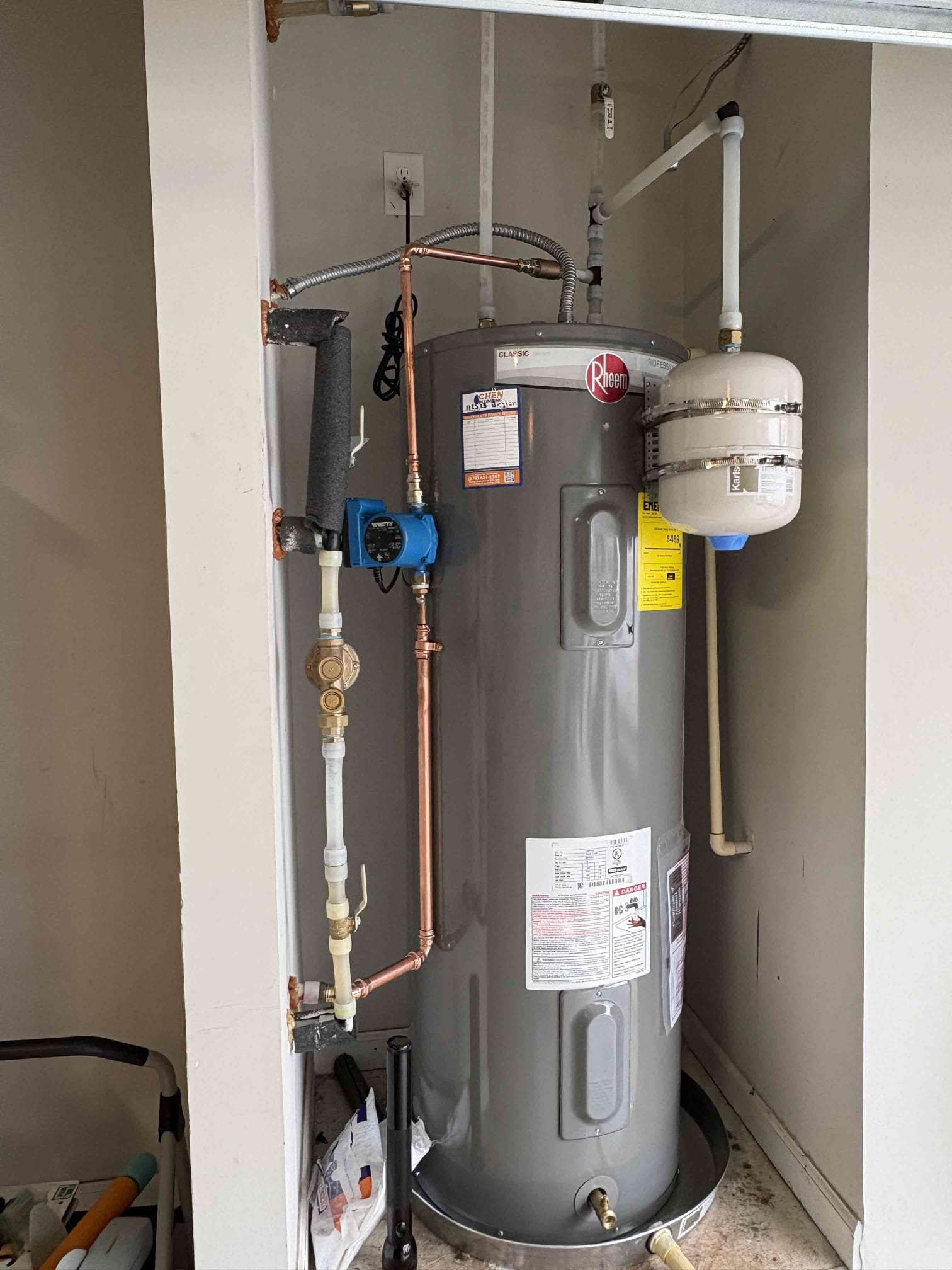 Came out to finish mounting the recirc pump from previous water heater installation last week. 

No charge. 