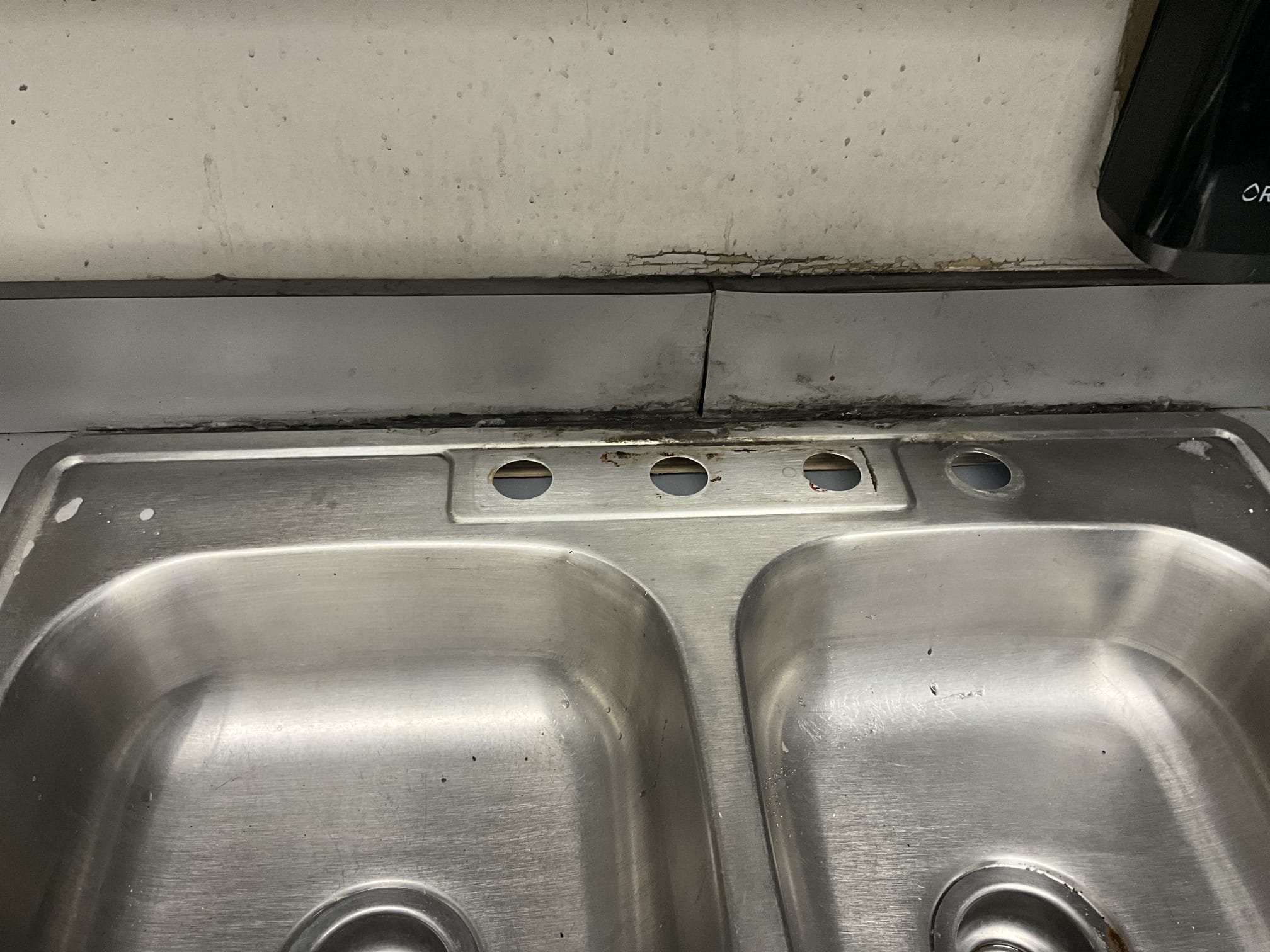 Customer had multiple leaks from the body and and hot supply of faucet. Furnished and installed a new faucet. Tested to ensure proper function and no leaks. Noticed a small drip on the basket strainer and noted basket strainer. Double cup strainer wasn’t event tightened. Tightened as a courtesy and informed customer if any leaks occur in future 