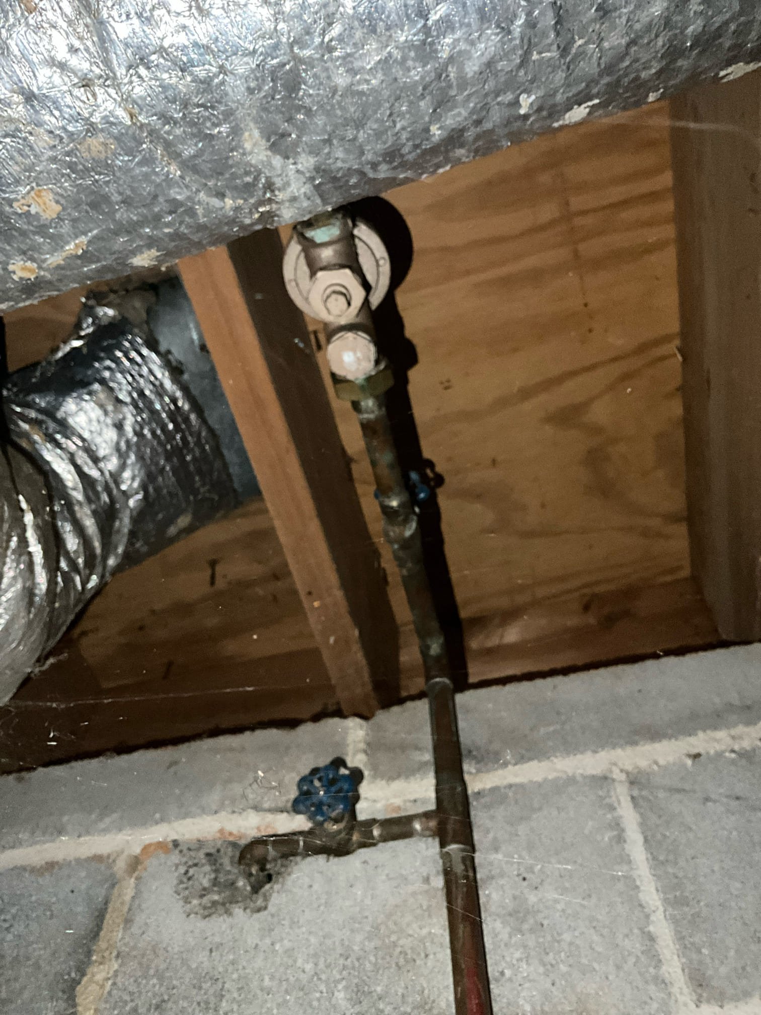 Customer had leaking water heater in the garage of the home. Heater is from 2010 and is past retirement age in addition to the leaking. Checked house pressure at 85 psi. This is too high to be considered a safe install for a new heater. Left price for a new heater, prv, and expansion tank.