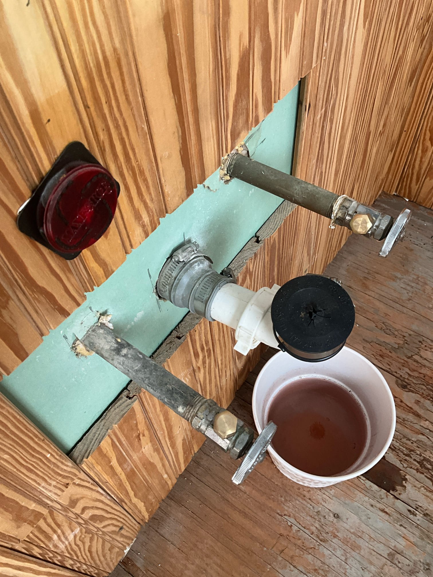 Returned and cut out cast joint to removed lead turn going to original flange. Installed a new piece in pvc with a shielded band. Capped the the line above the floor to return for the quoted work for step 2 when the flange can be set. 