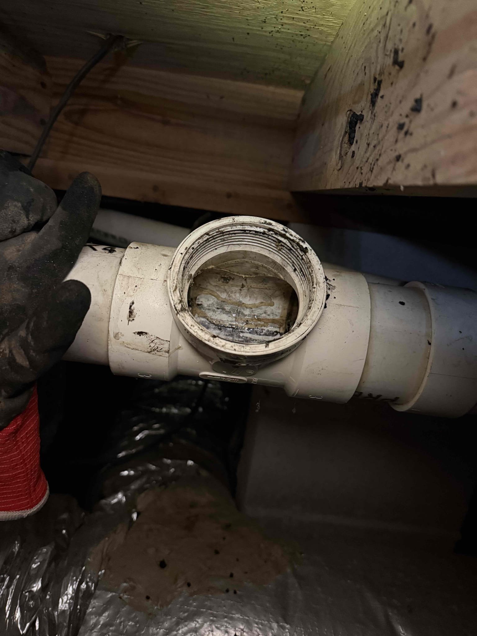 Returned for kitchen sink being stopped up again. Informed customer we could jet it this time to clear out all the grease. Gave customer estimate. Customer approved estimate. Ran jetter from roof to clean out in the yard. Cleared a bunch of grease from the line. Filled up both sides of the sink, the sink is now draining properly and no longer backing up. Drains are working properly upon departure 