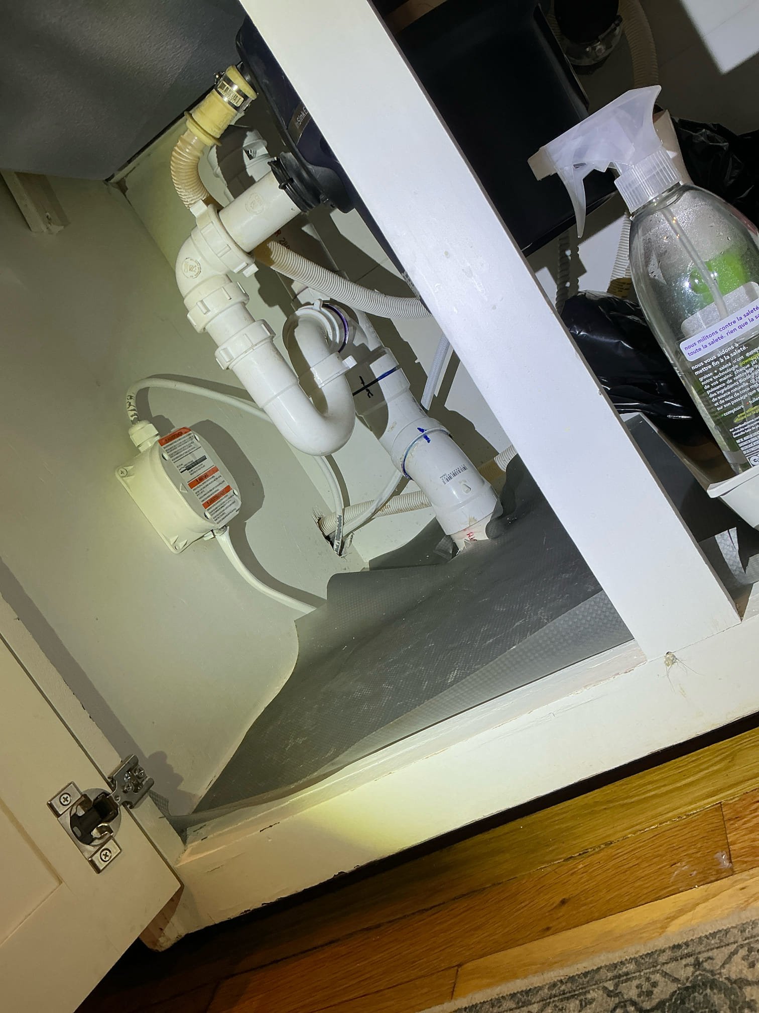 Was called back out due to kitchen sink drain ptrap coming apart. The saintee was too high, so we cut it out and lowered the samitee down, to give some room to put ptrap on properly.