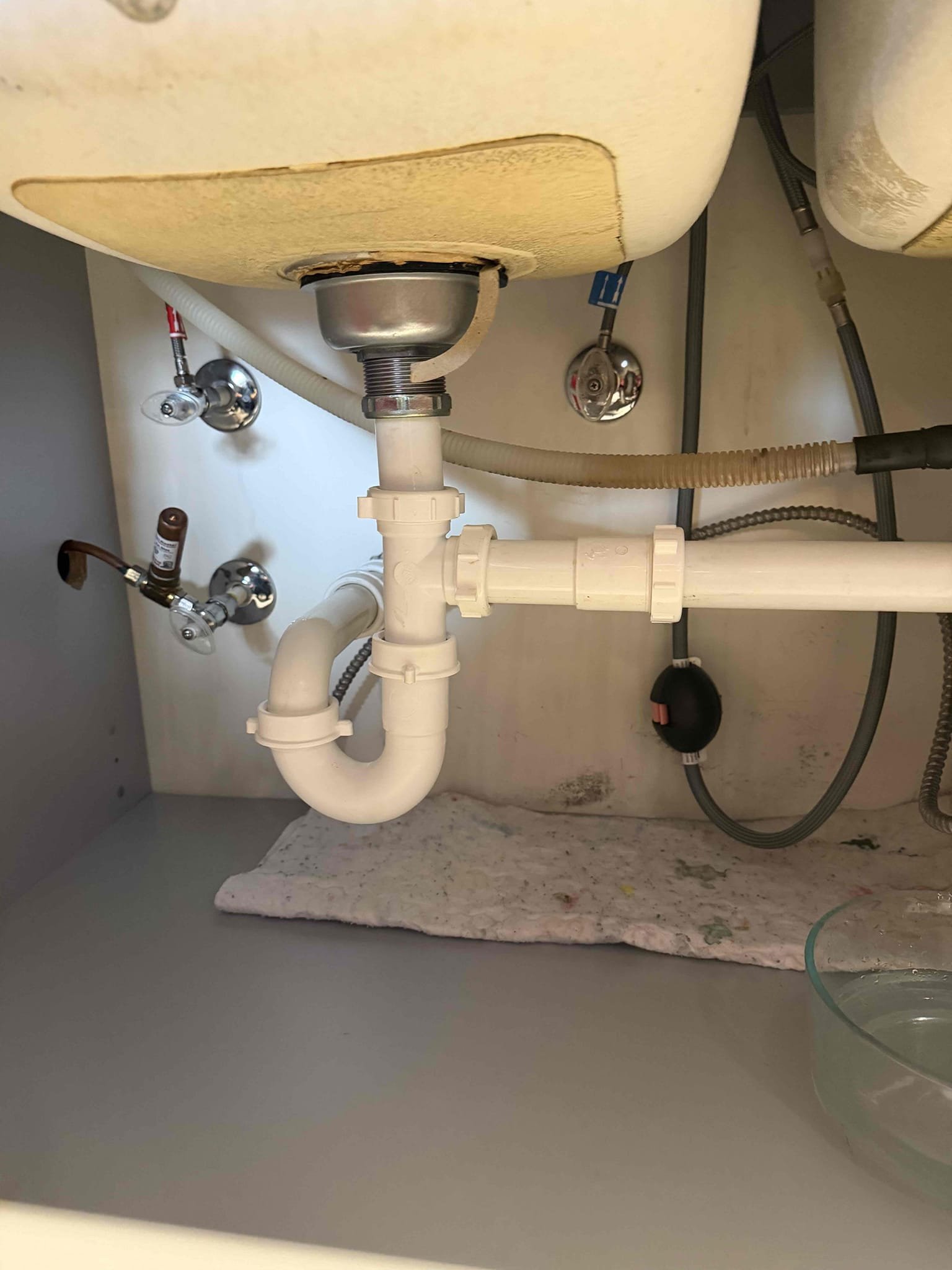 Install customer provided kitchen faucet.

Customer stated that kitchen sink was leaking every time in use and also that water wasn’t shutting off. Recommended to customer to have kitchen faucet replaced because there was multiple issues. Customer agreed and customer went ahead and purchase new faucet. Removed old faucet and installed customer provided faucet. Tested and no leaks present at this time. Cleaned up work area. Also stated the customer that the water heater is from 2007 and would recommend replacing. Will send estimate to do so.