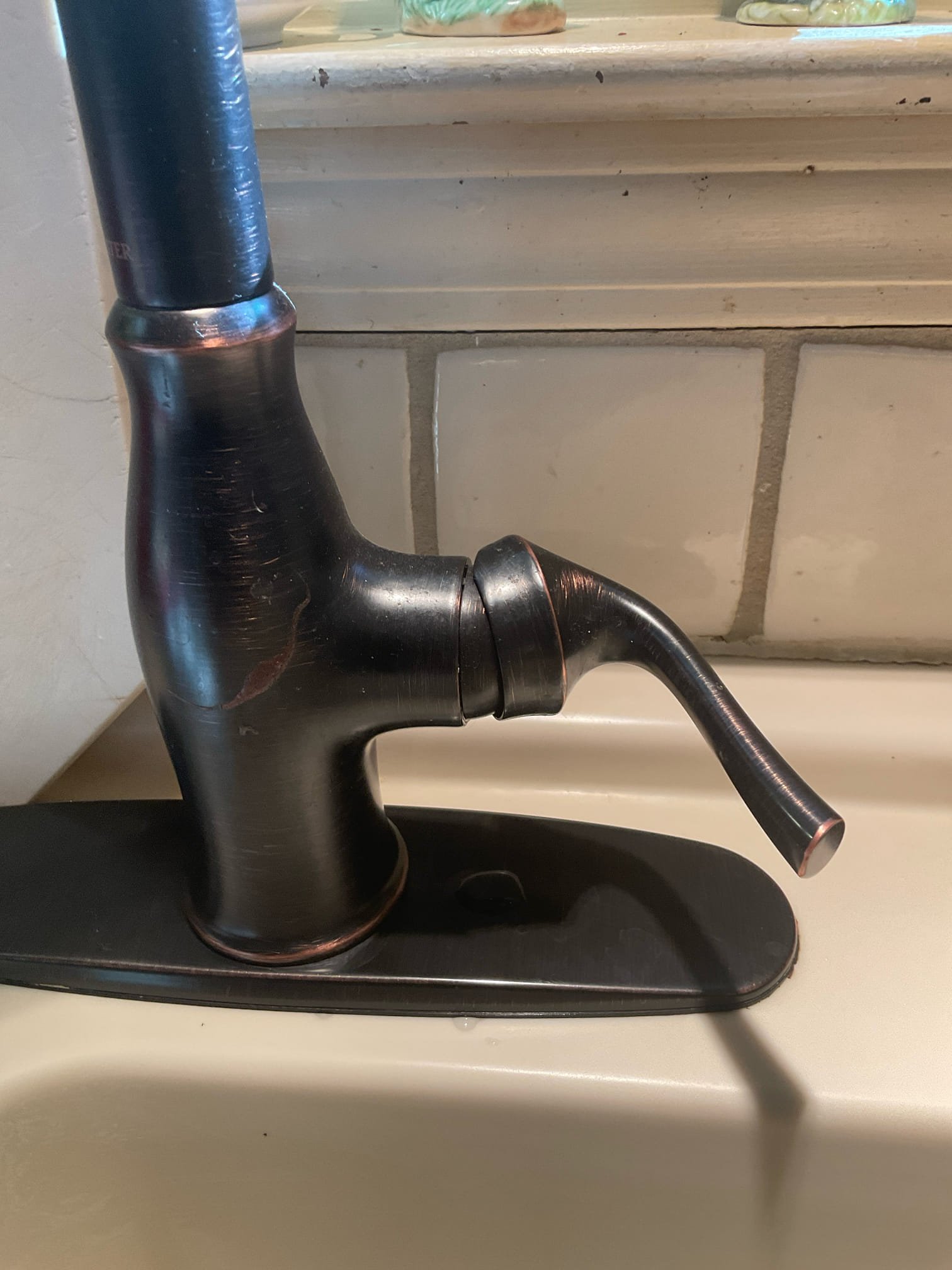 Replaced a defective kitchen faucer , two new stop valves installed 