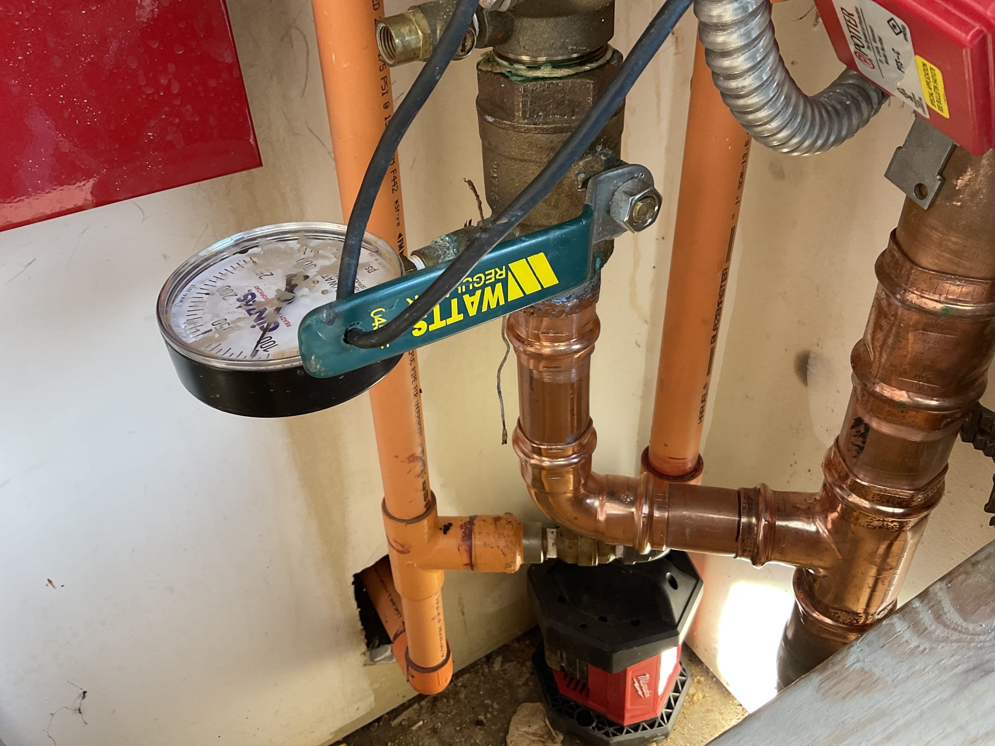 Replaced a leaking GLAV pipe in main control room with all copper pipe and propress fittings 
