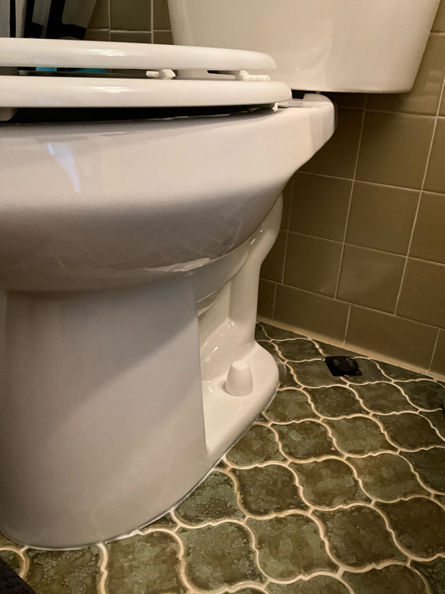 Customer had an outdated round front toilet that he wanted replaced with an elongated ADA toilet. Provided and installed a new Western ADA elongated toilet. Tested all work to ensure proper function and no leaks. None were found. 
